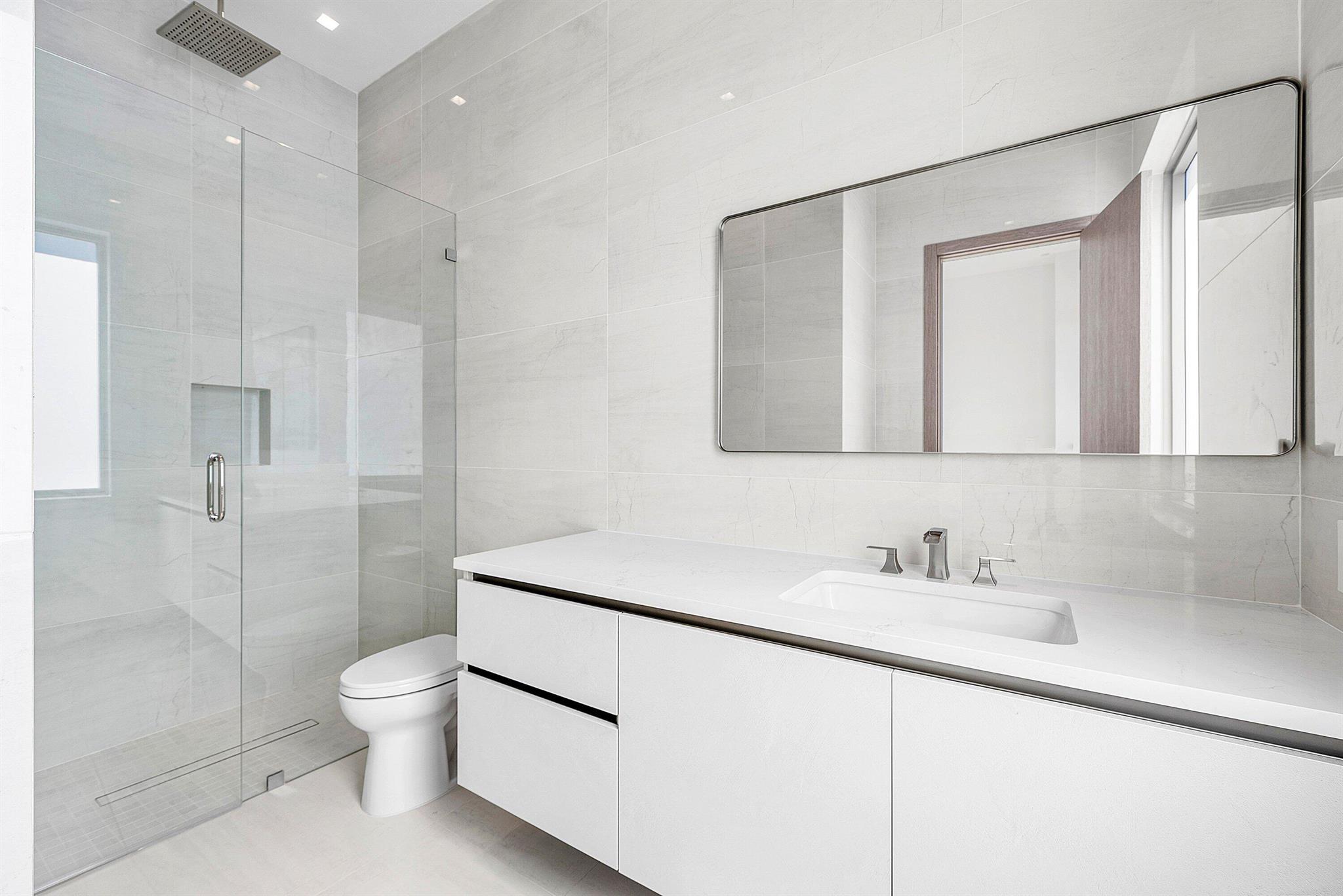 246 NE 6th Avenue Ph