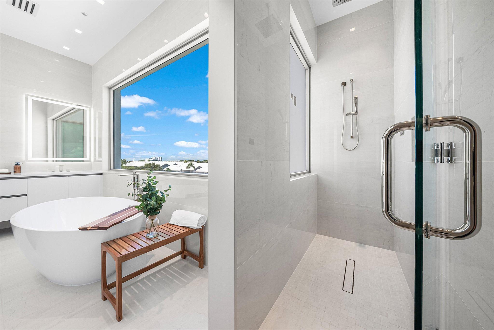 246 NE 6th Avenue Ph