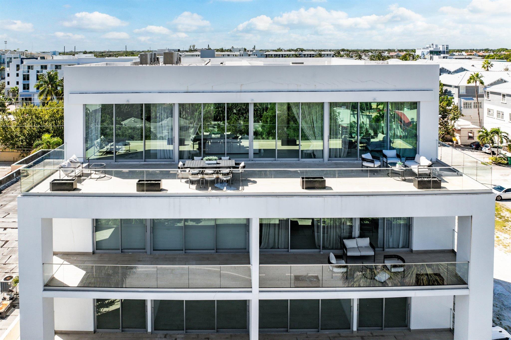 246 NE 6th Avenue Ph