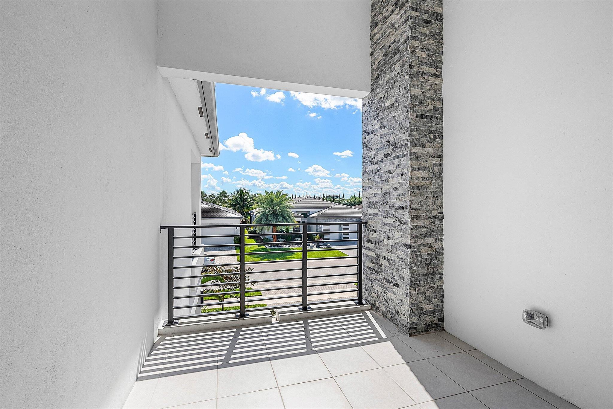 8805 New River Falls Road