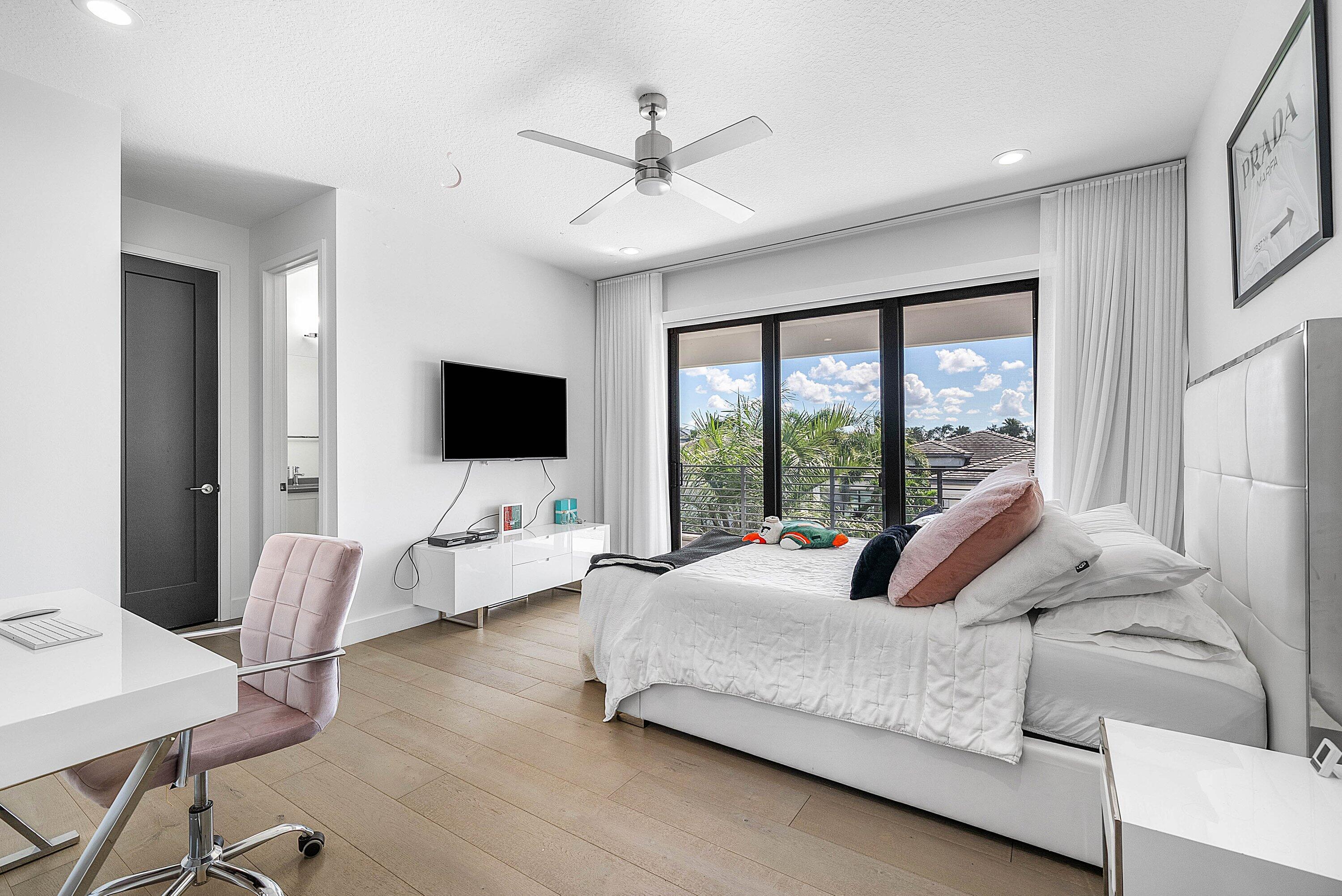 8805 New River Falls Road