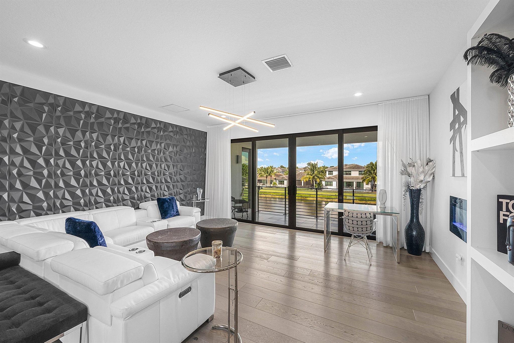 8805 New River Falls Road