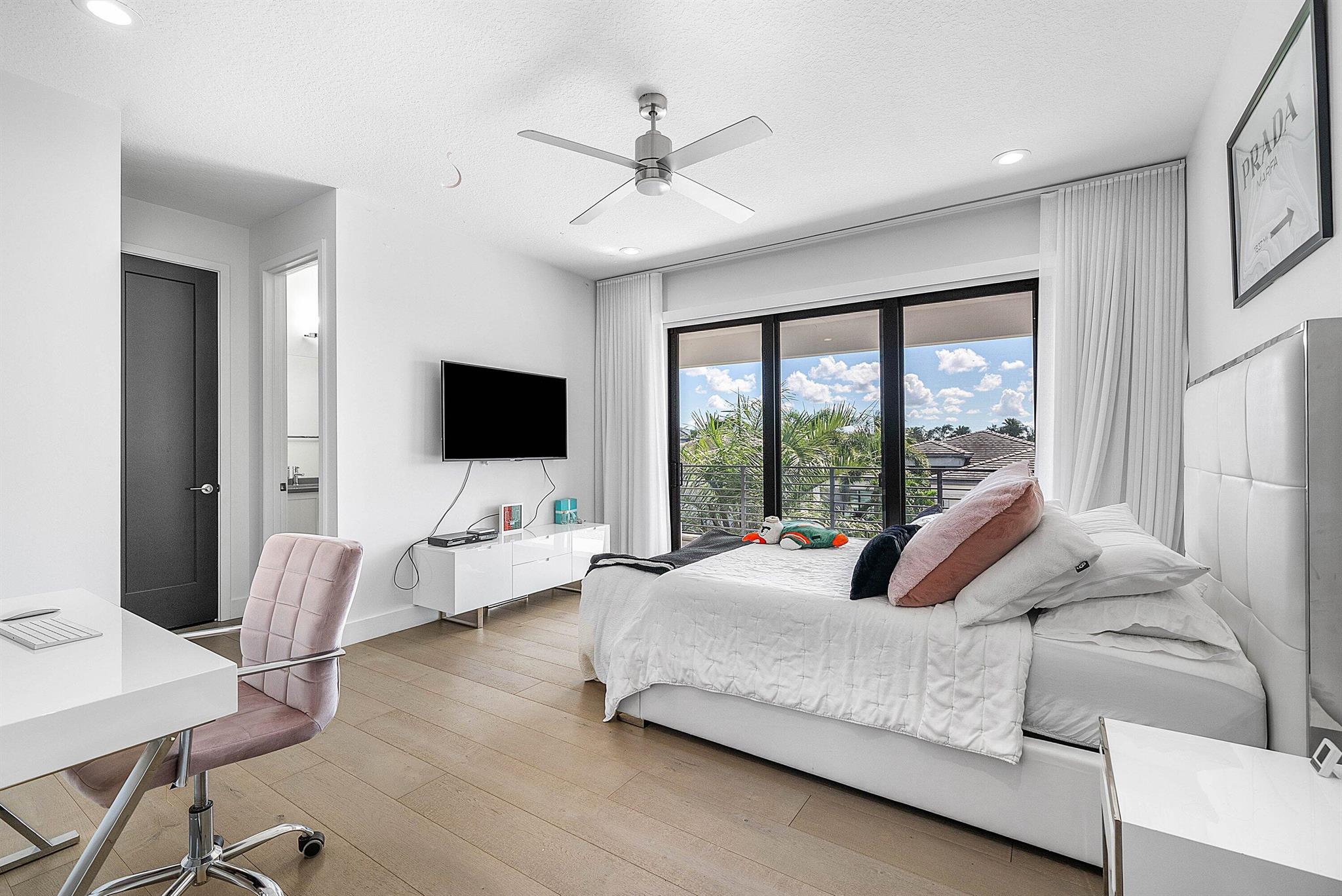 8805 New River Falls Road