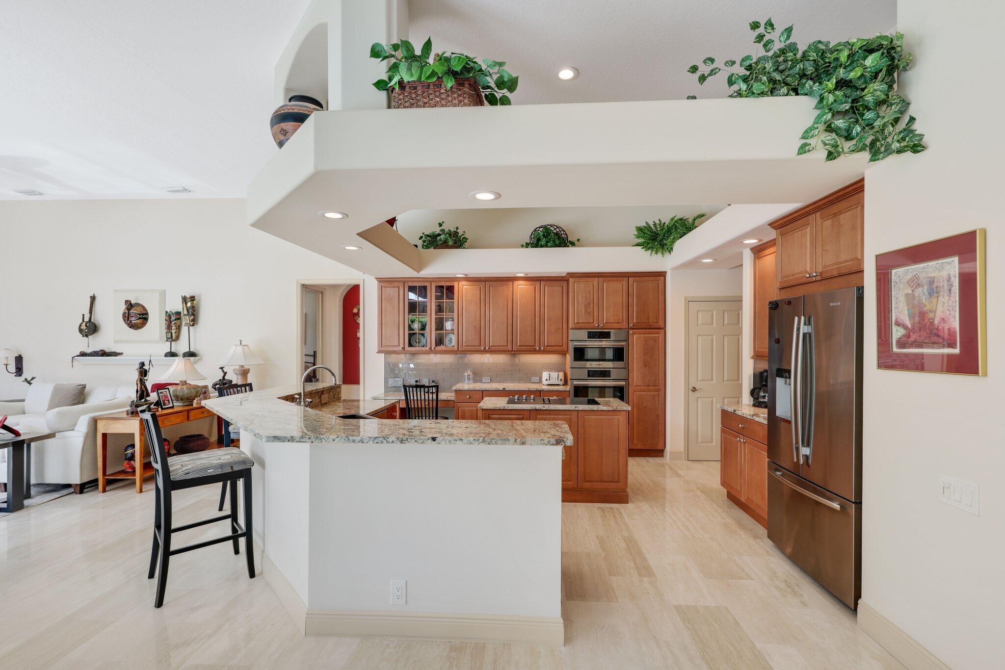 8195 Lakeview Drive