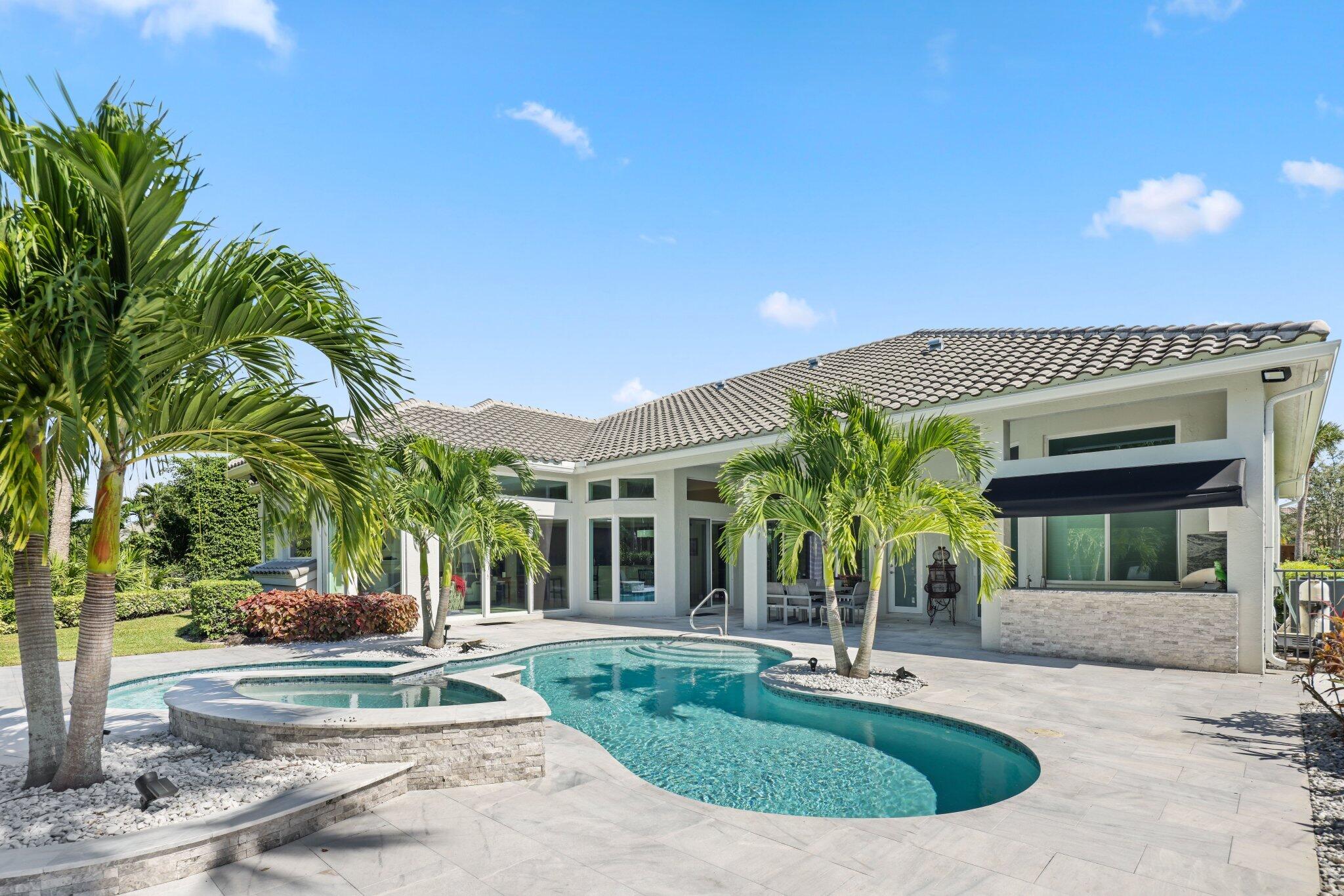 8195 Lakeview Drive
