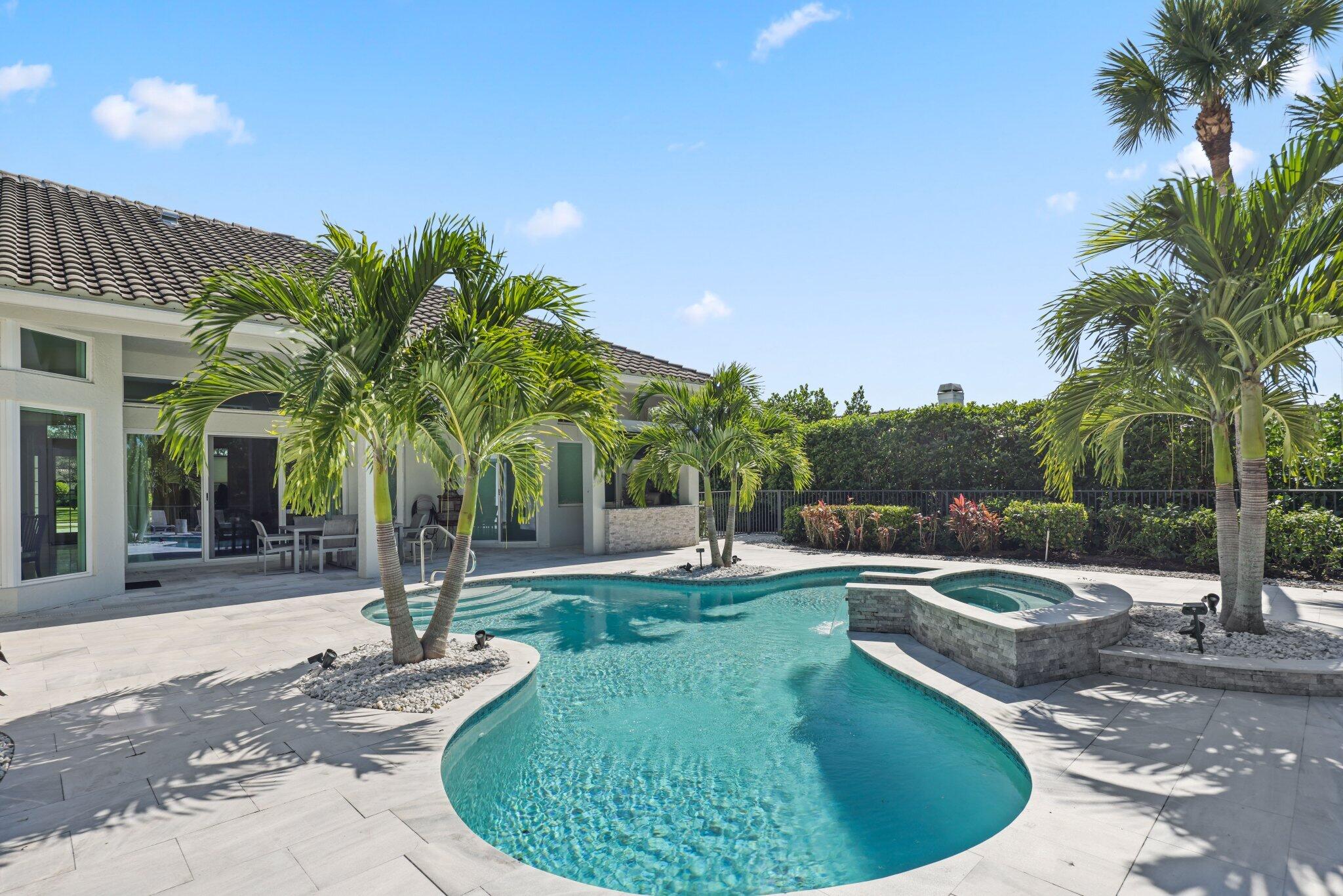 8195 Lakeview Drive