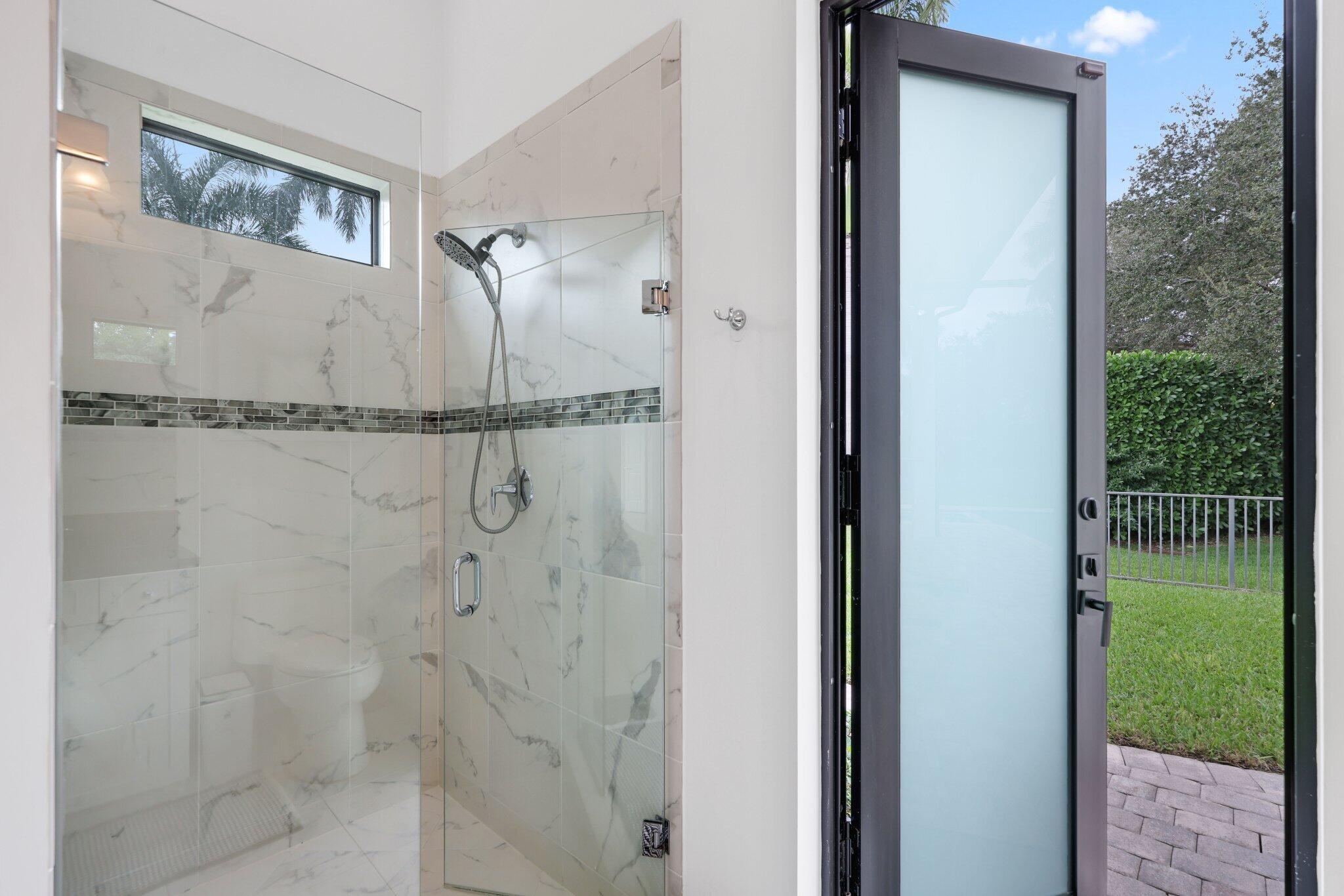 2751 NW 70th Boulevard