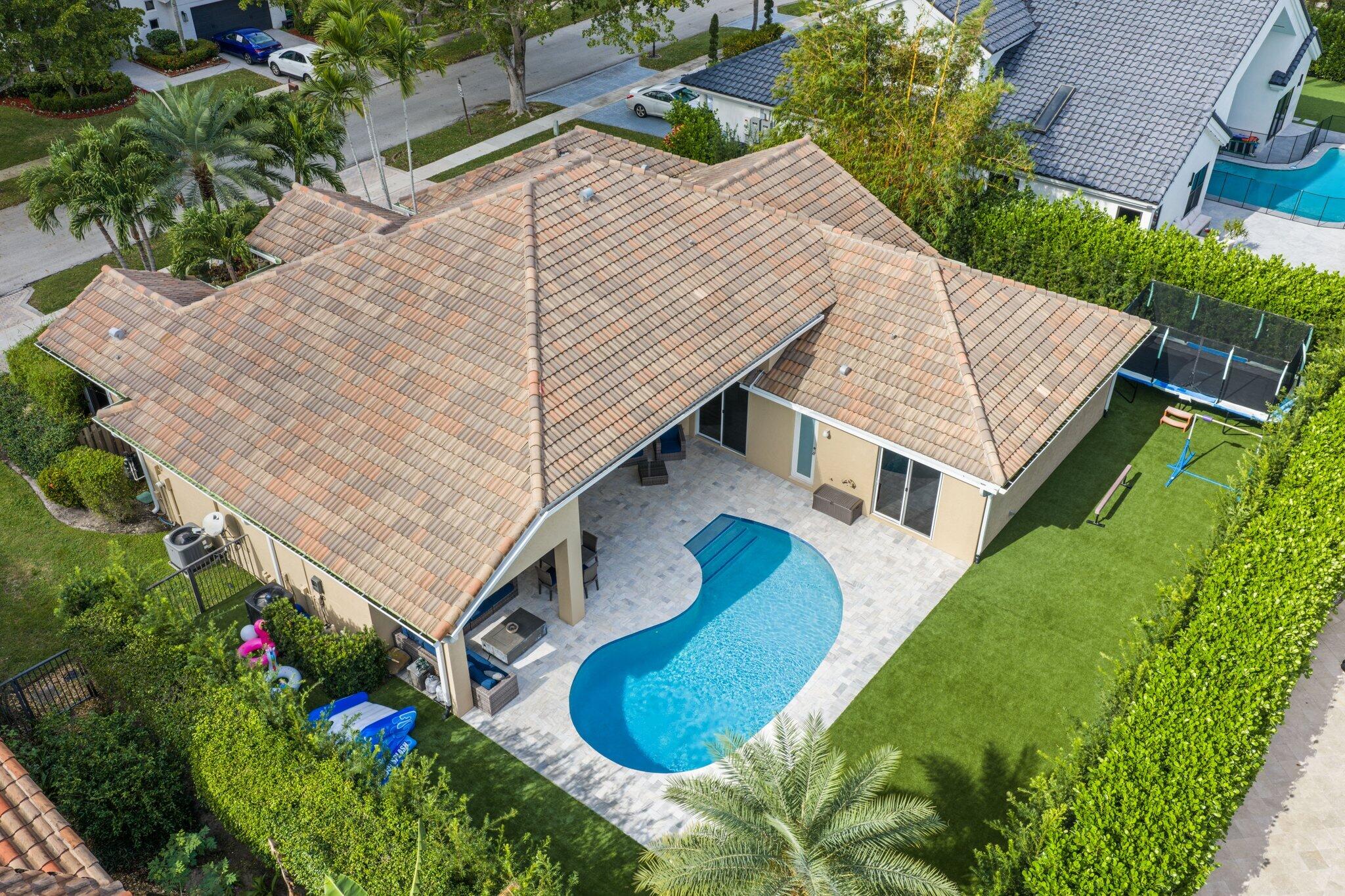 4552 NW 26th Avenue