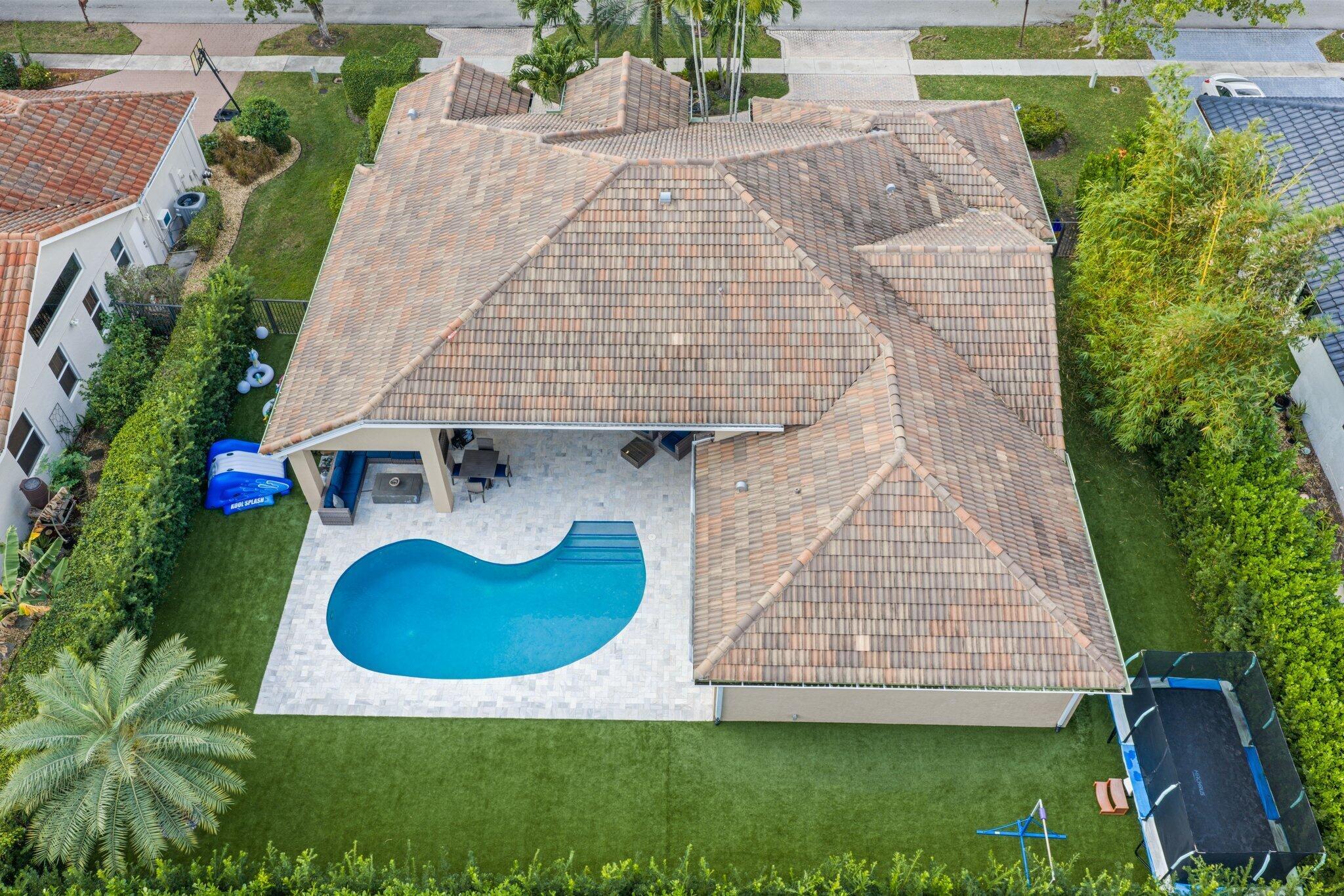 4552 NW 26th Avenue