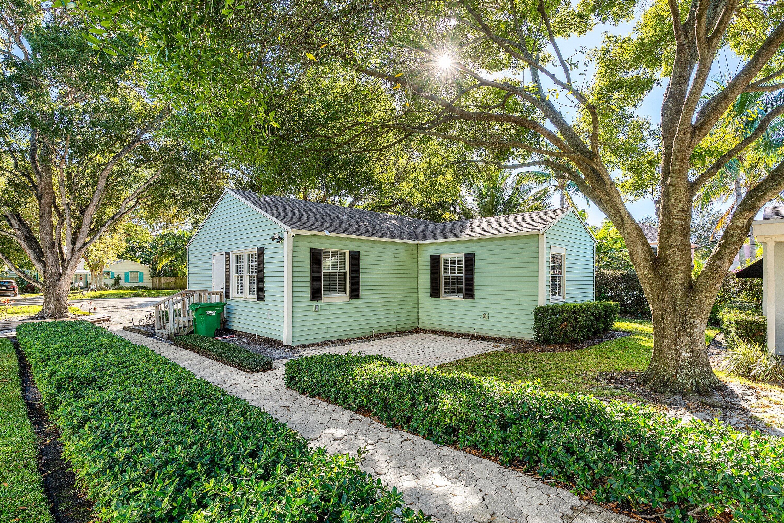 138 N Swinton Avenue, Delray Beach