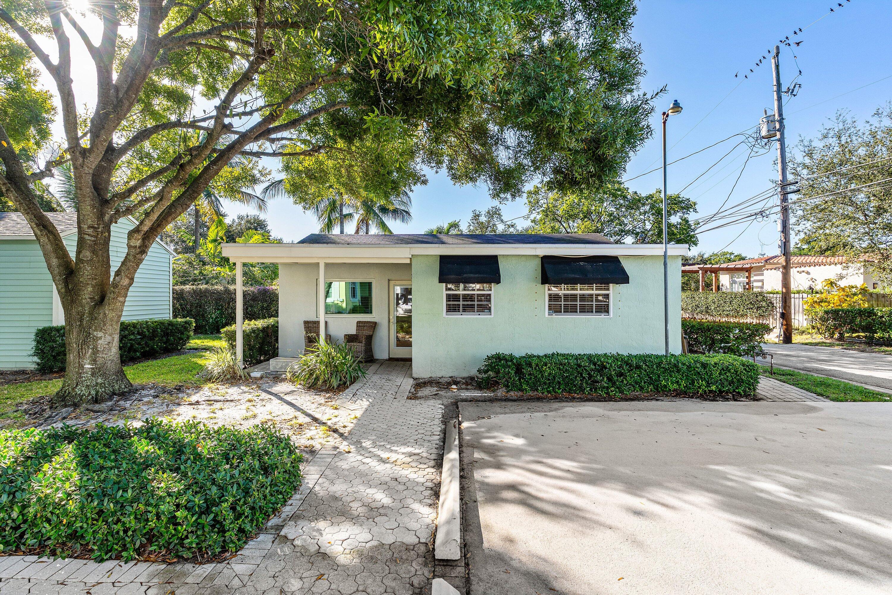 138 N Swinton Avenue, Delray Beach
