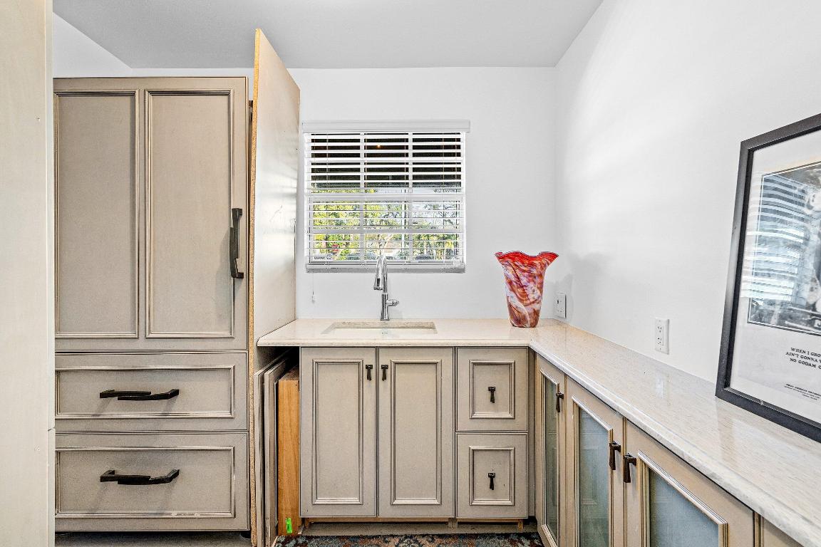 138 N Swinton Avenue, Delray Beach