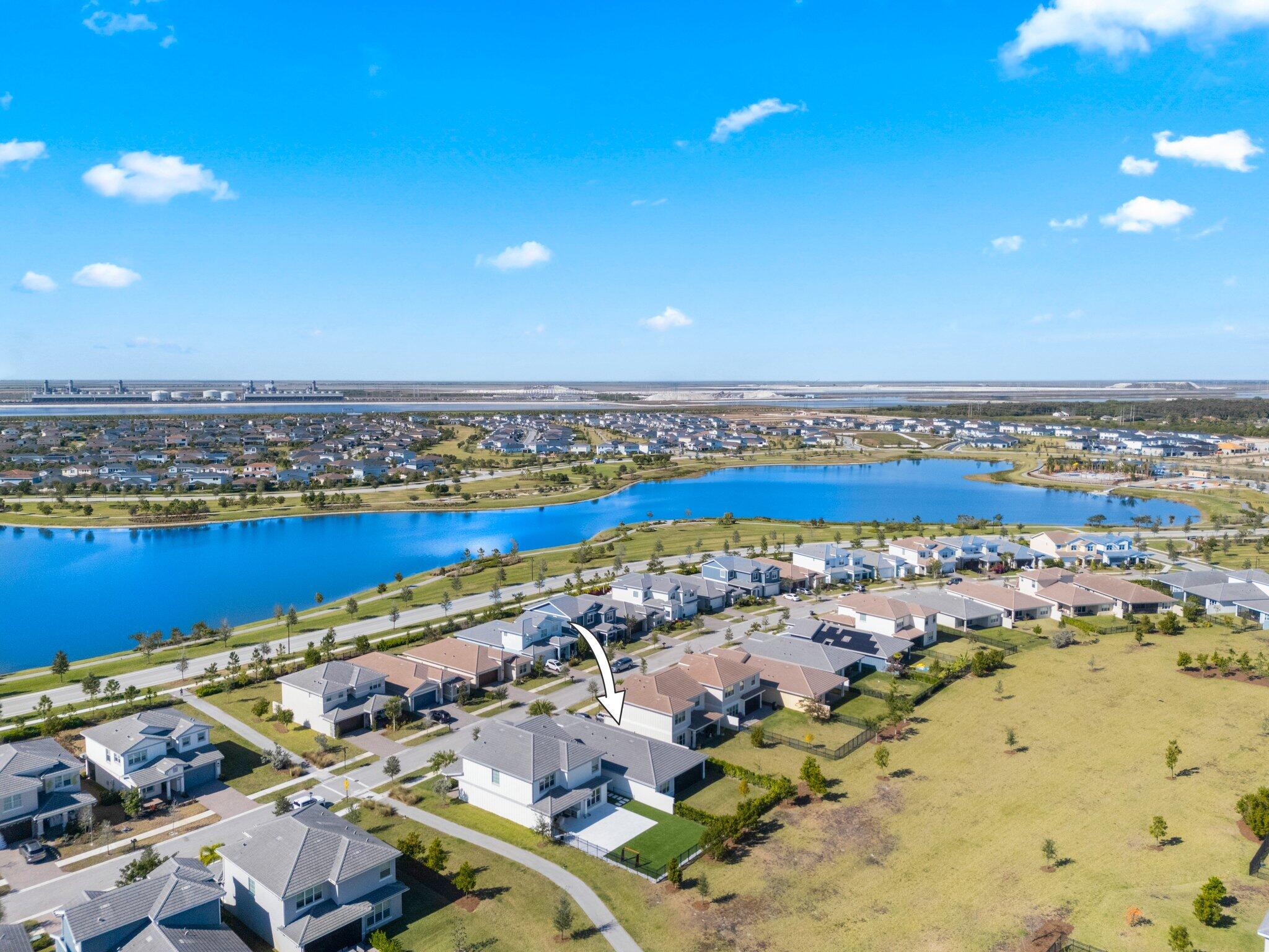 19545 Broad Shore Walk