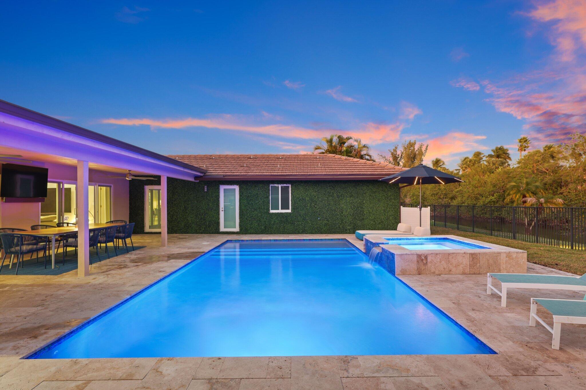 20984 Shady Vista Lane