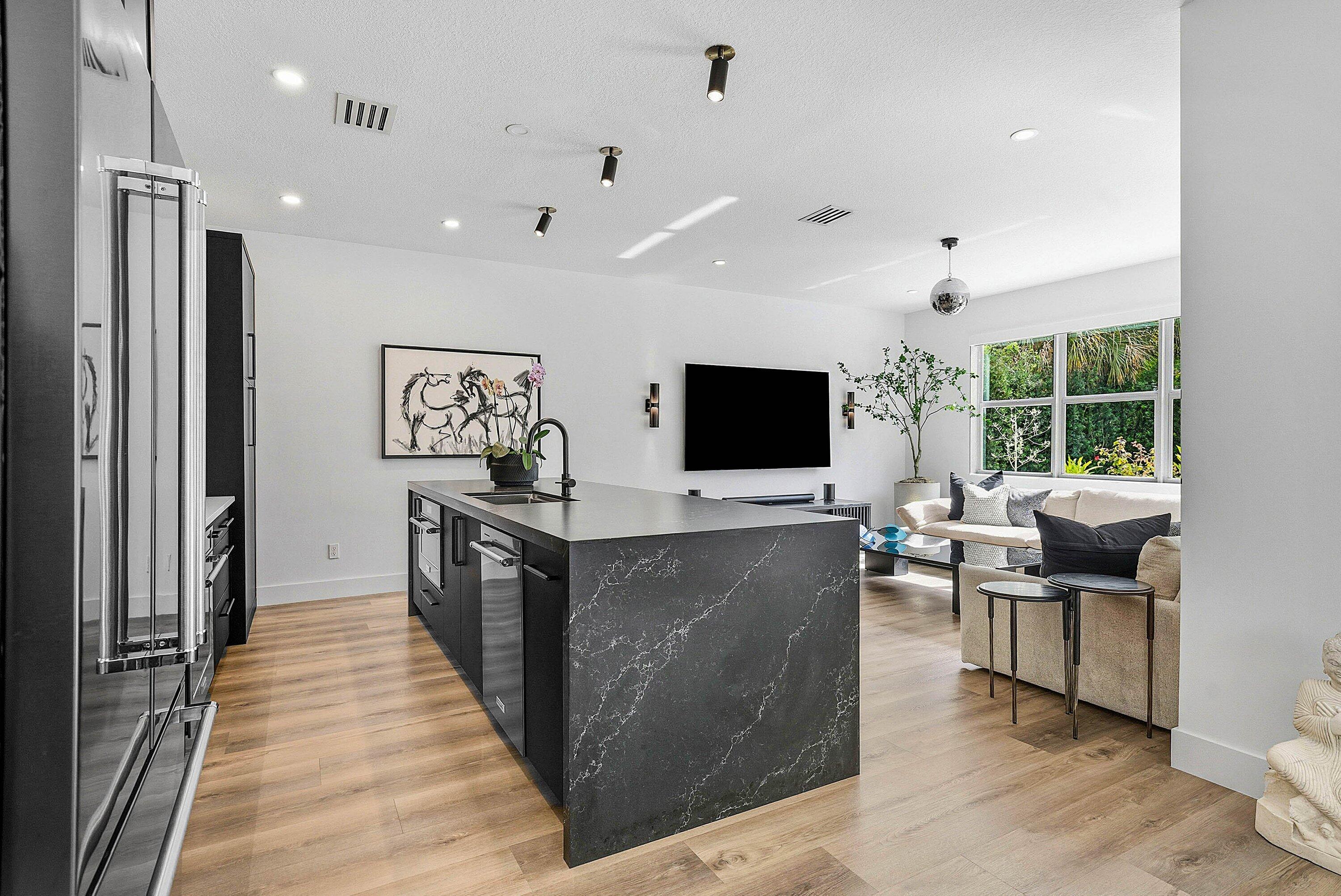 4310 Buttonwood Drive