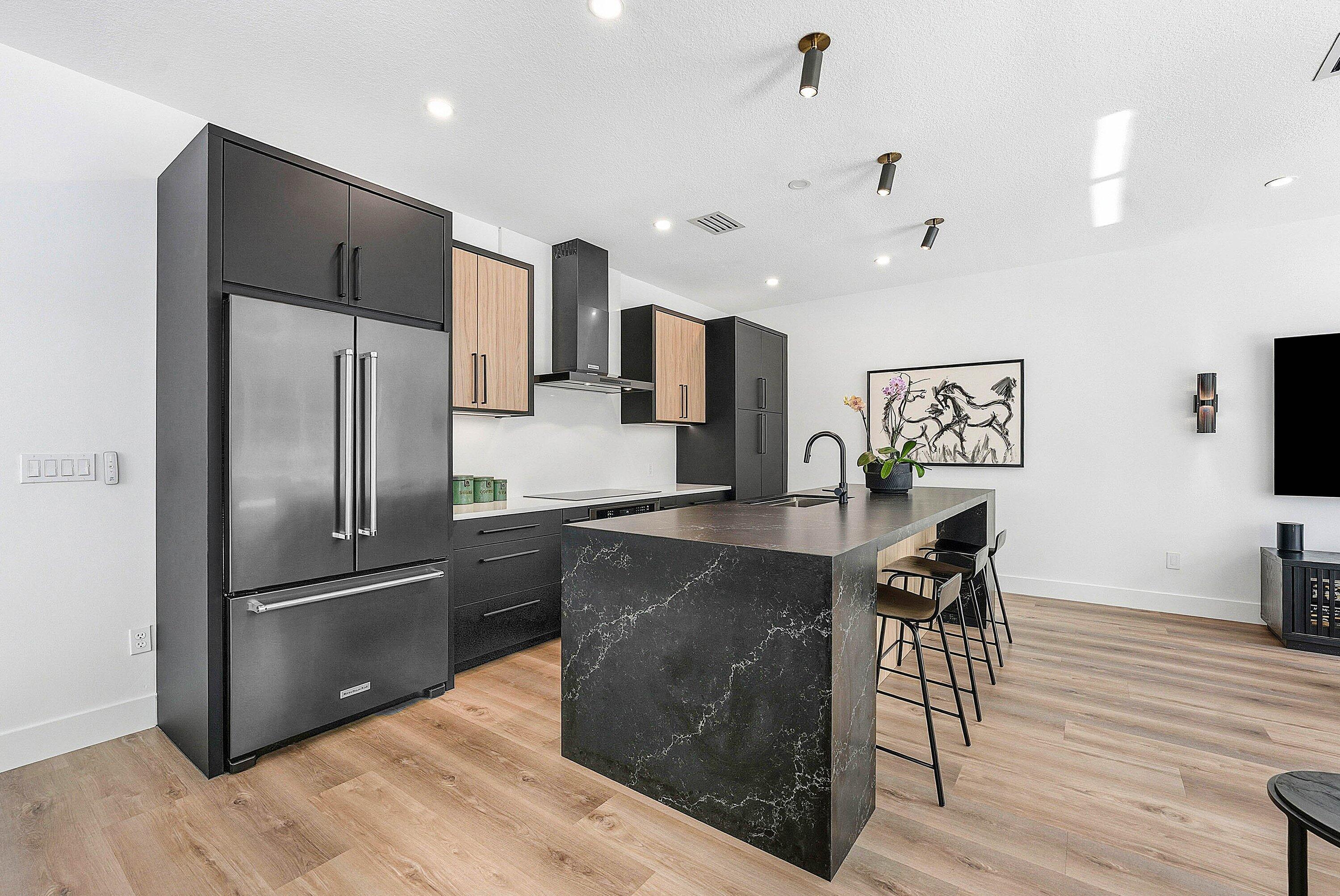 4310 Buttonwood Drive