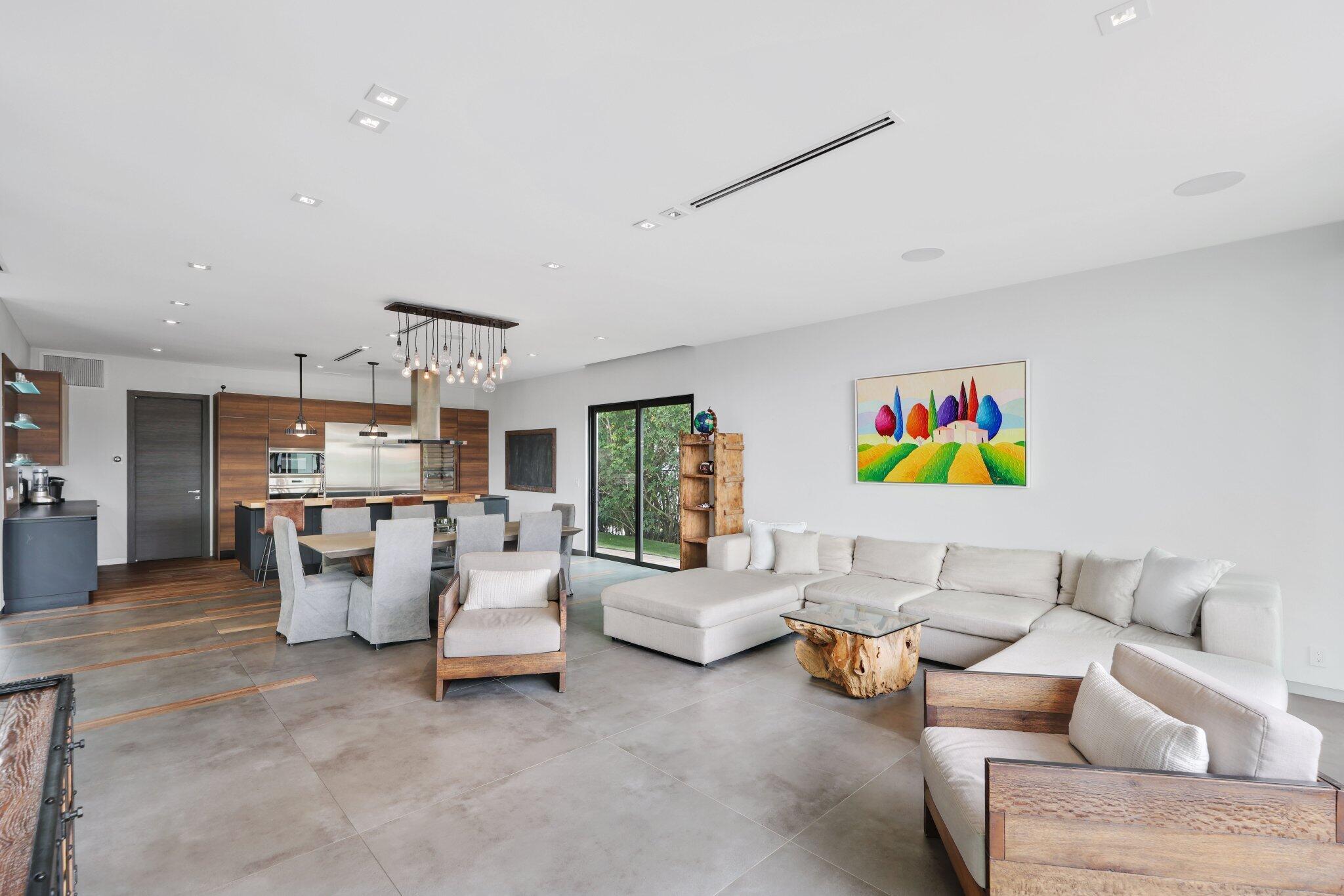 830 NE 71st Street