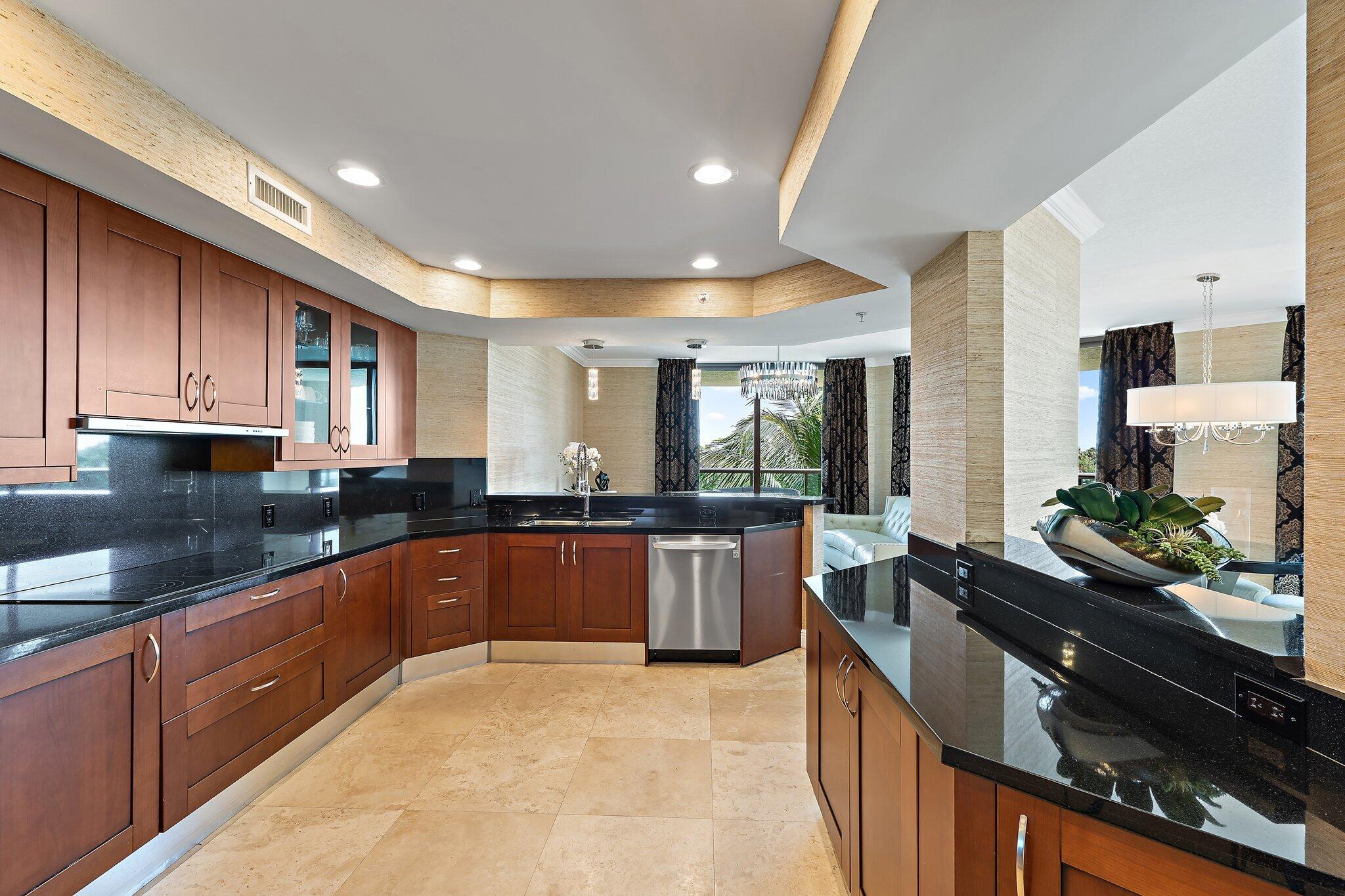 3630 Gardens Parkway 405c
