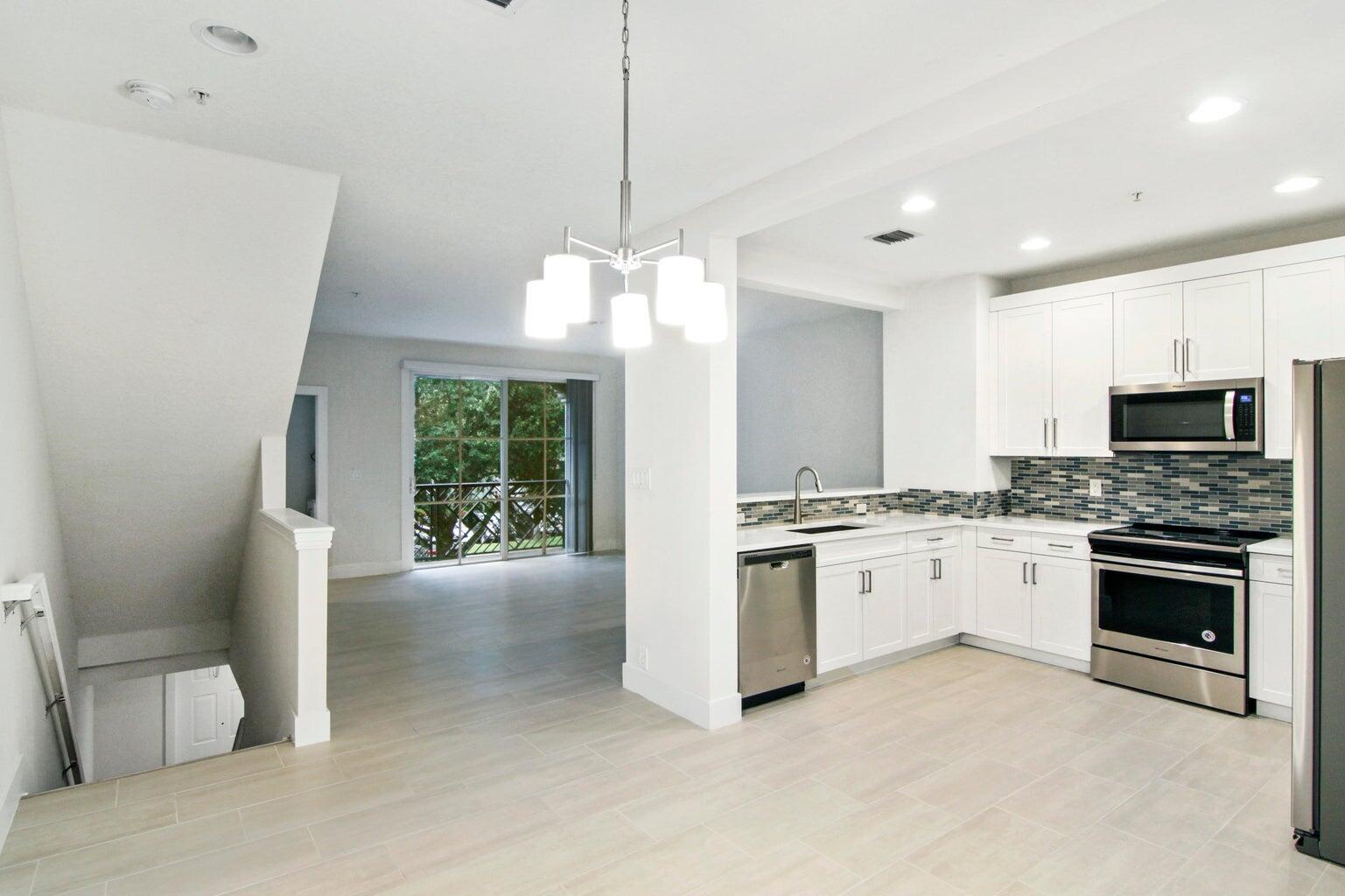 325 Atlantic Grove Way