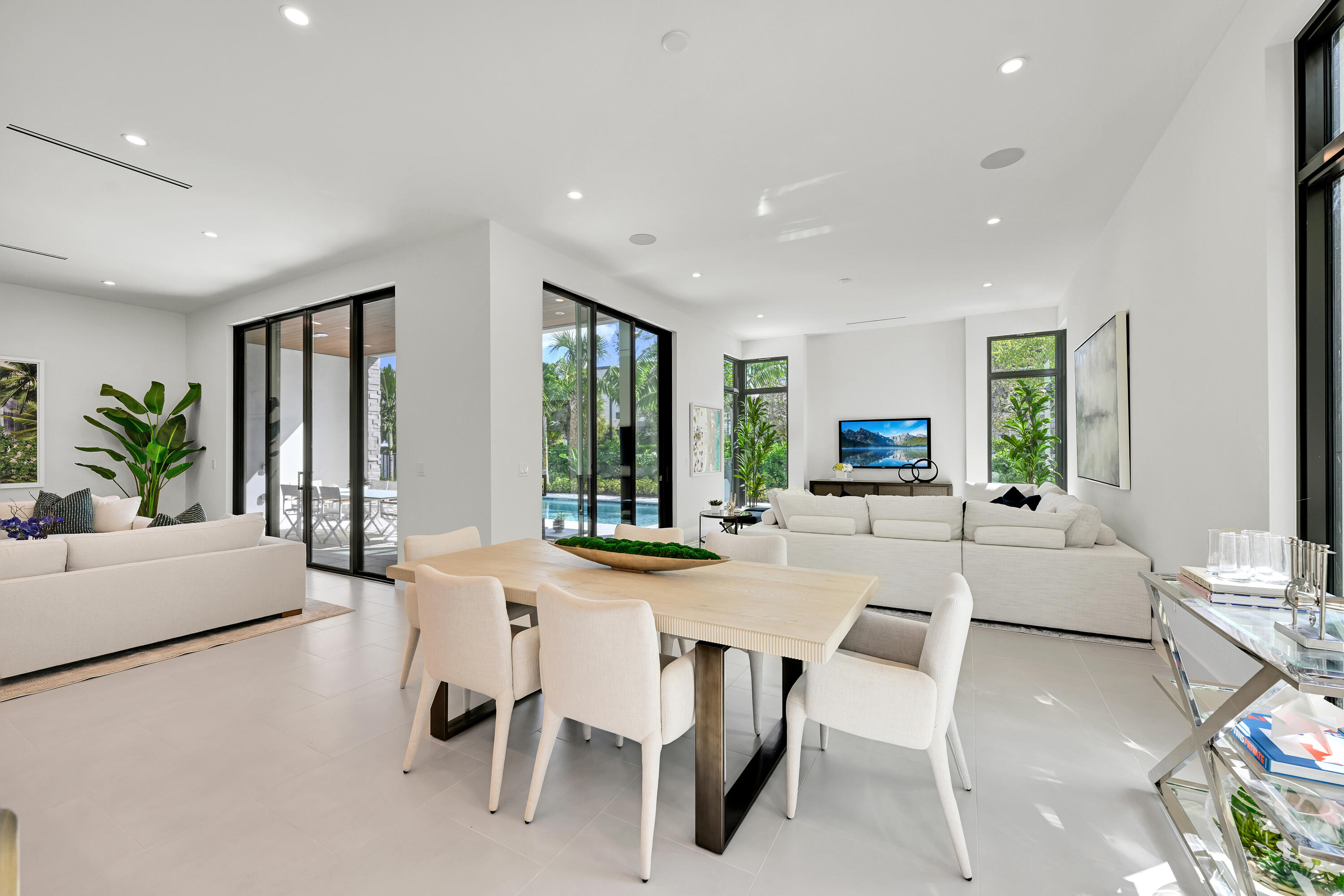 16702 Mosaic Place