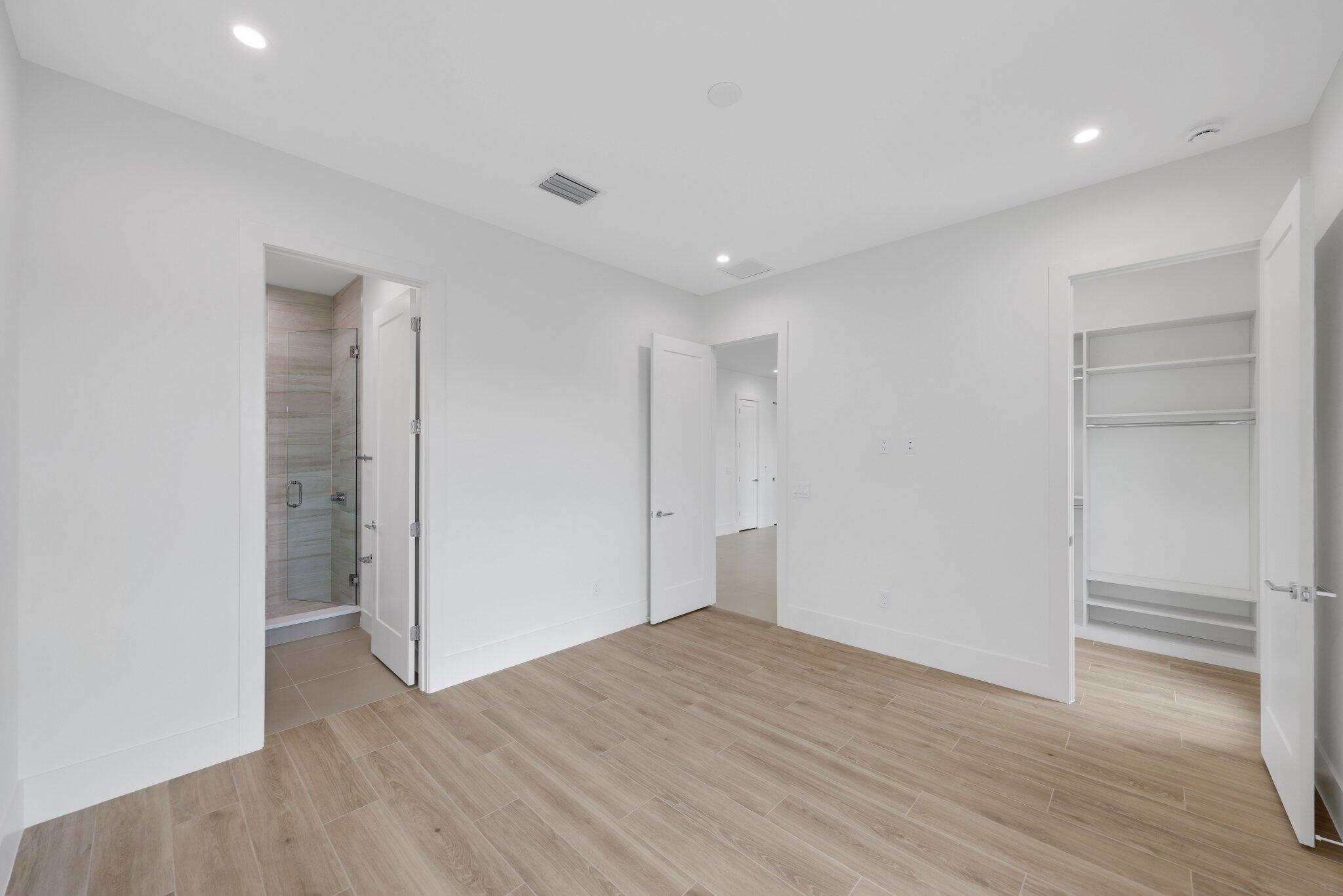 16702 Mosaic Place