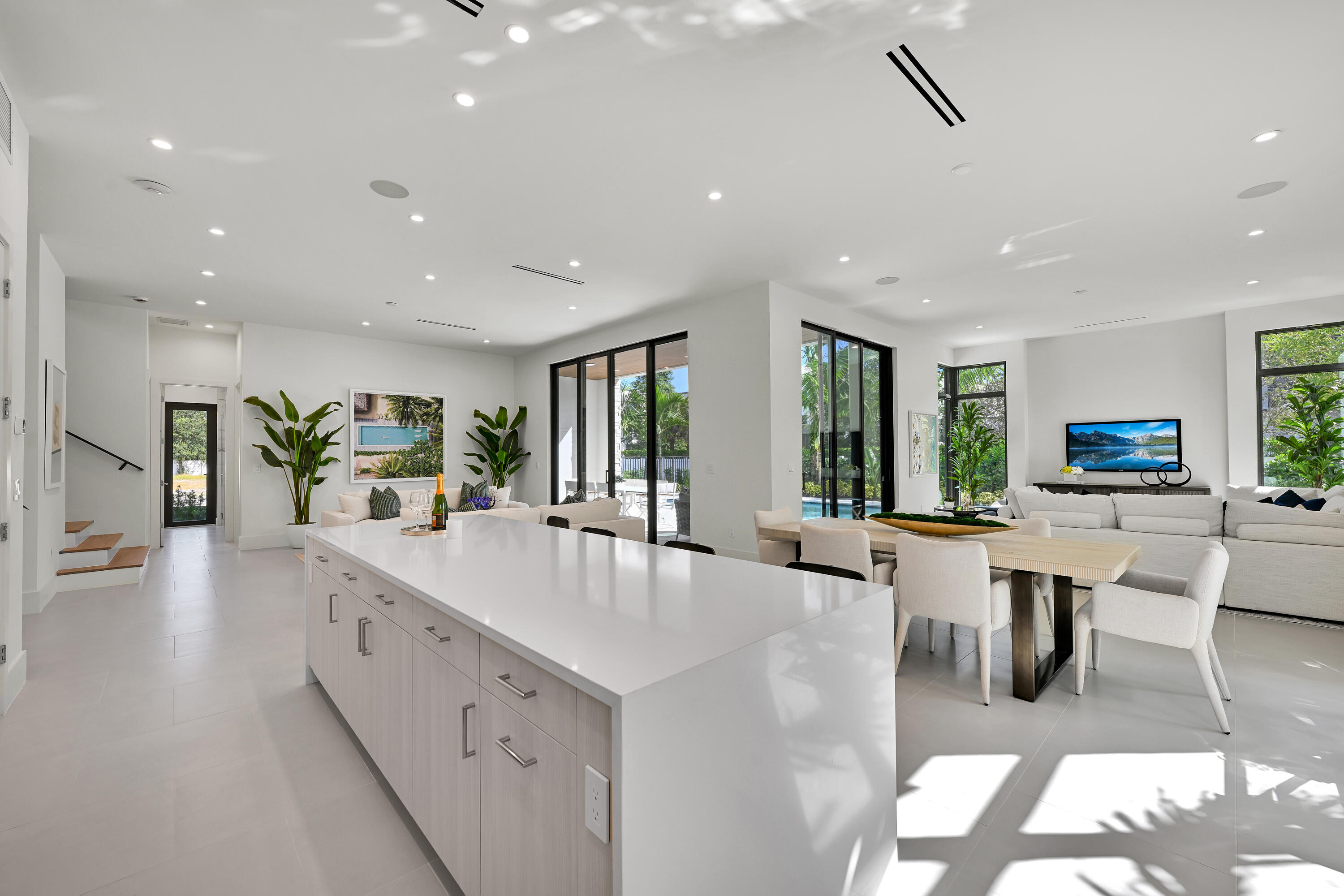 16702 Mosaic Place