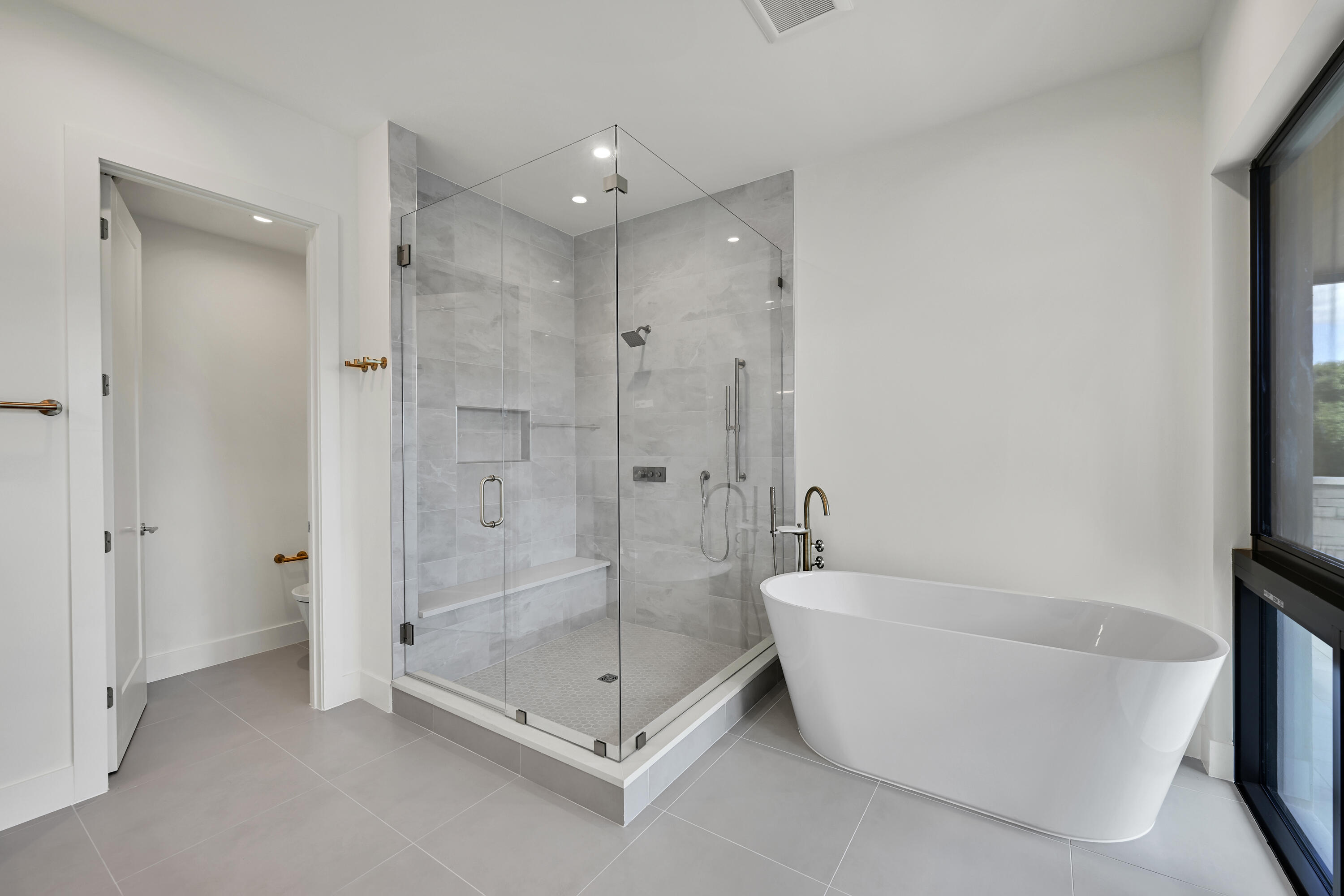 16702 Mosaic Place