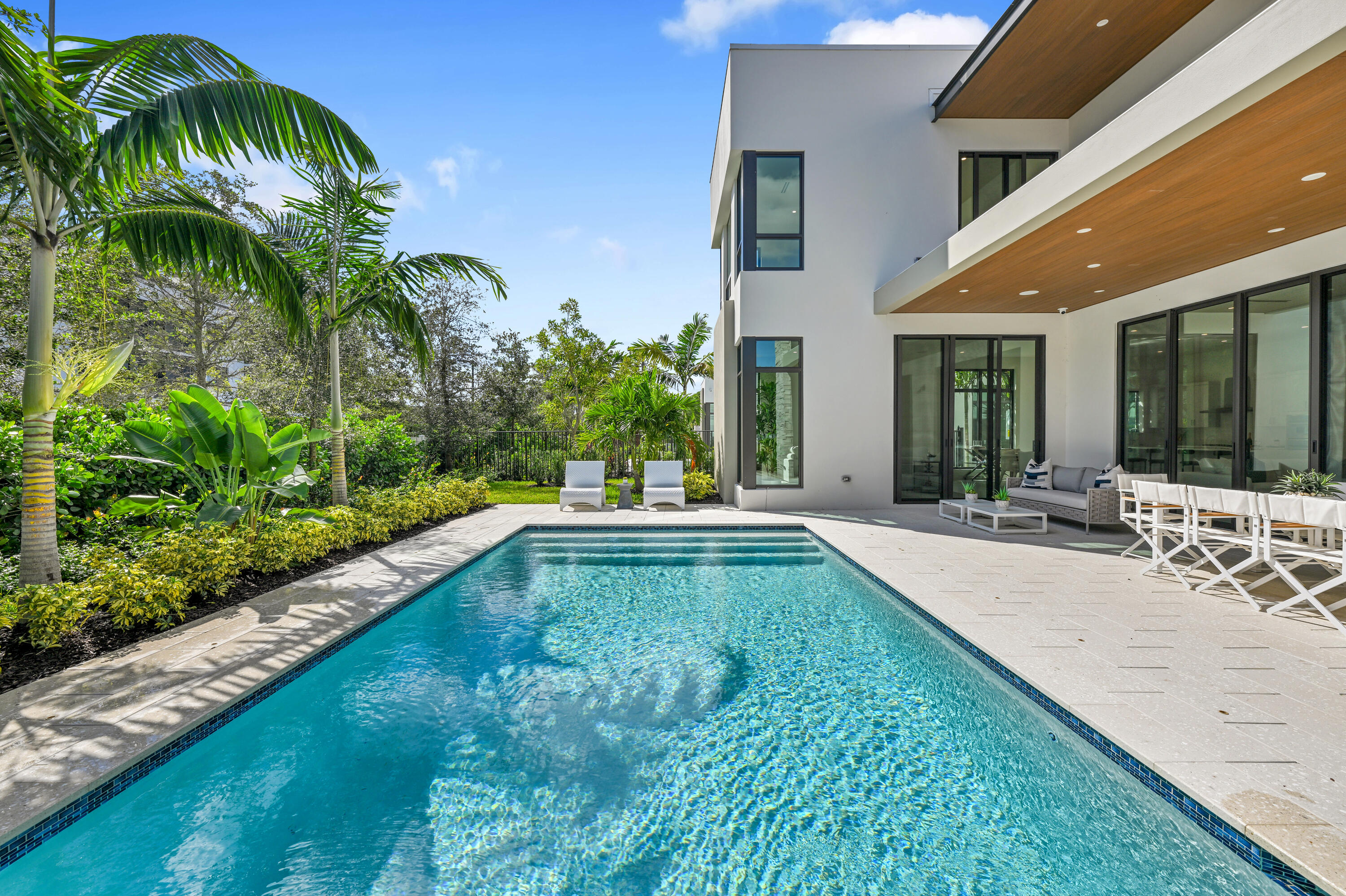 16702 Mosaic Place