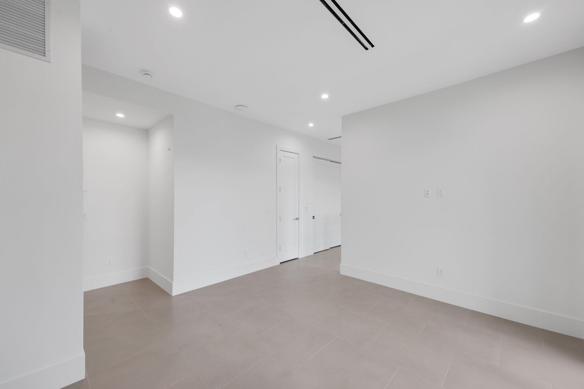 16702 Mosaic Place