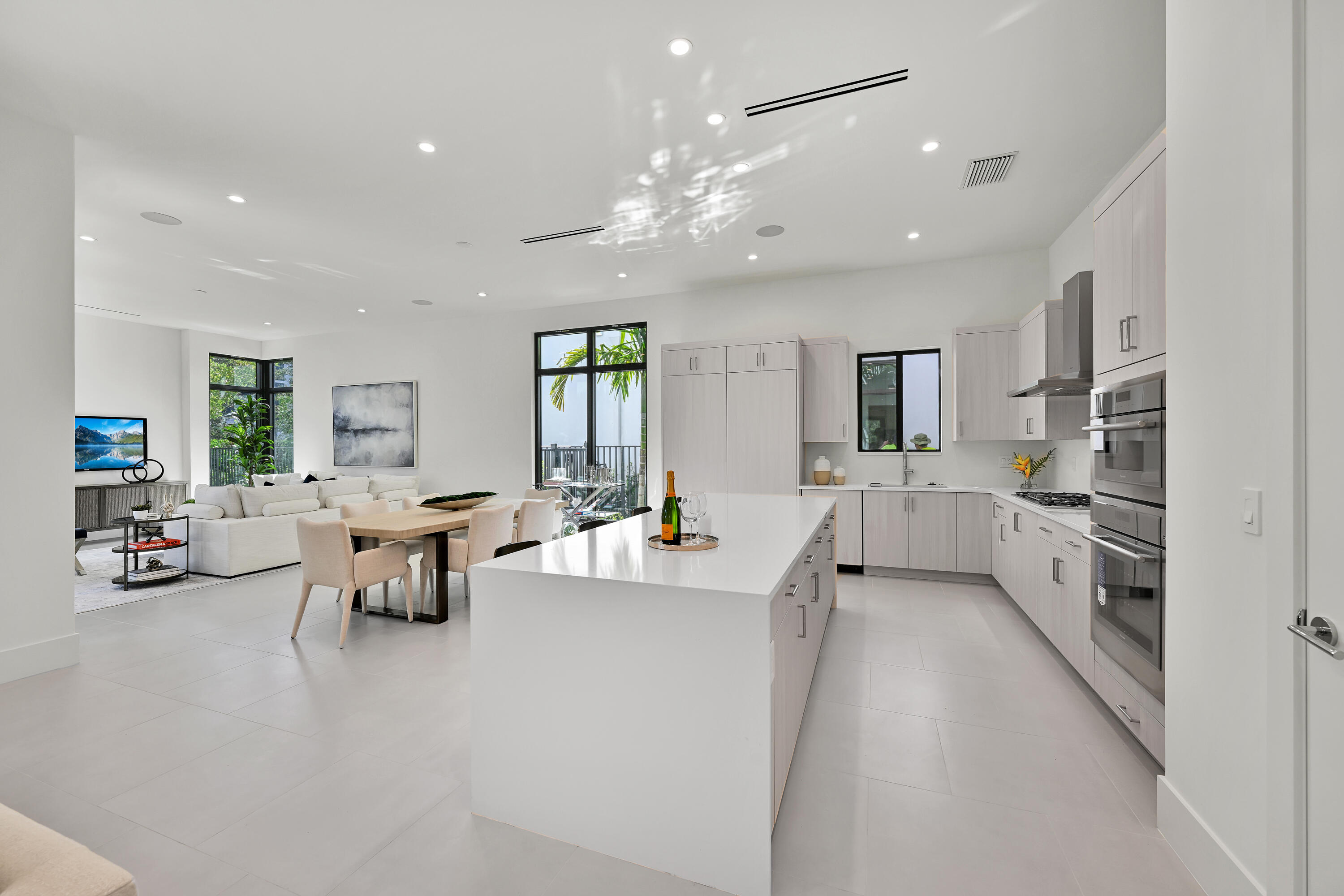 16702 Mosaic Place