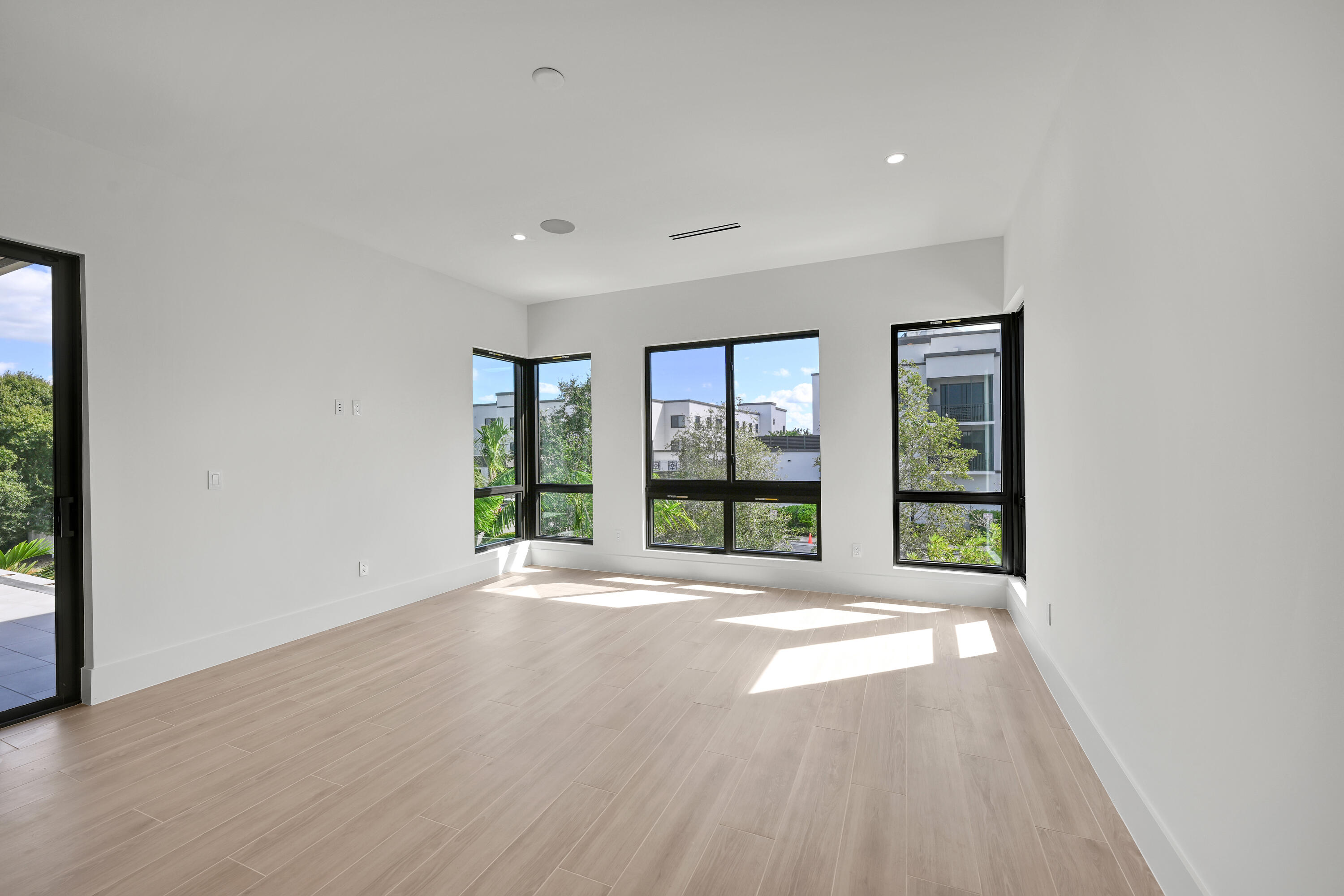 16702 Mosaic Place