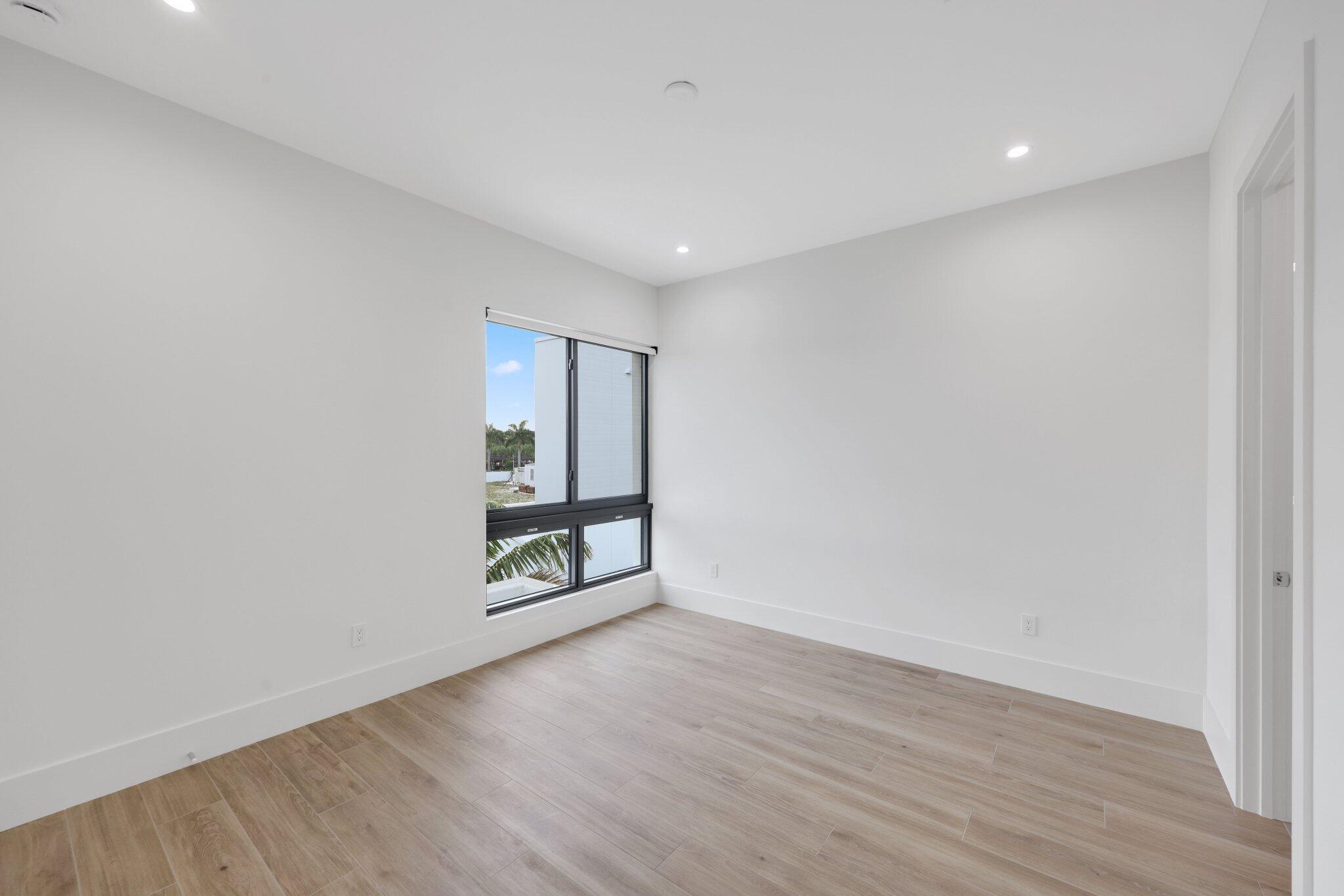 16702 Mosaic Place