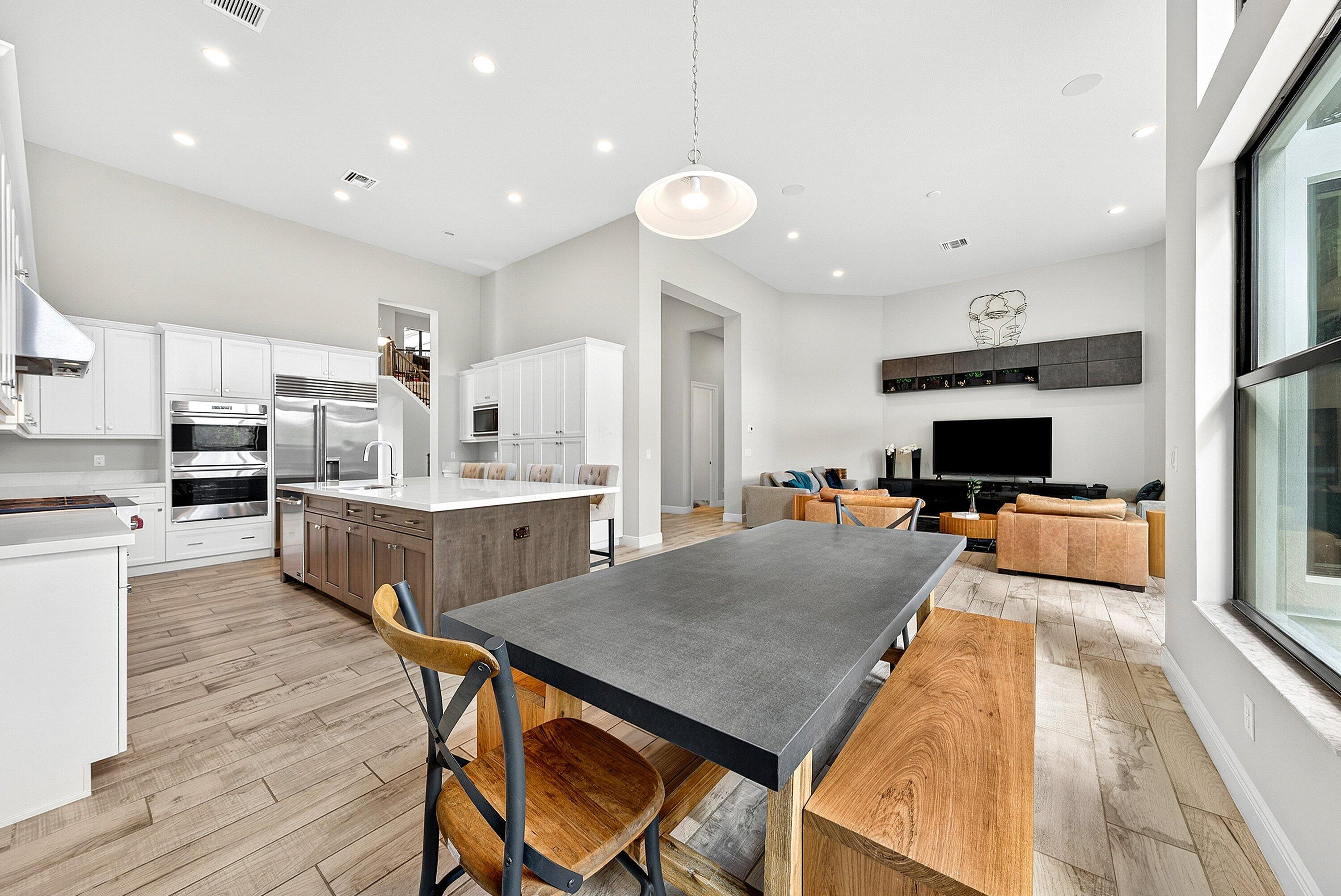 2600 NW 69th Street
