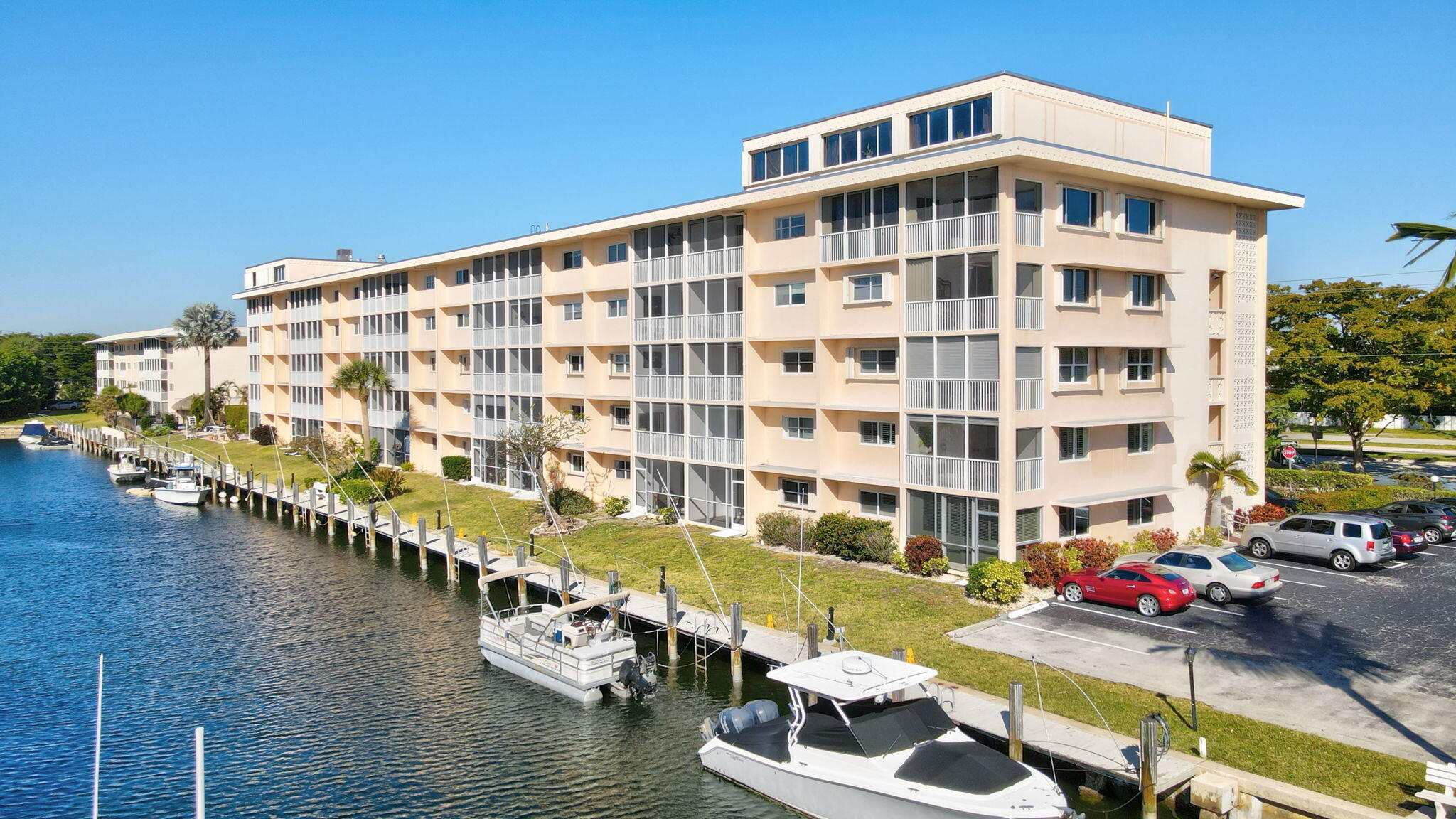 750 NE Spanish River Boulevard 201