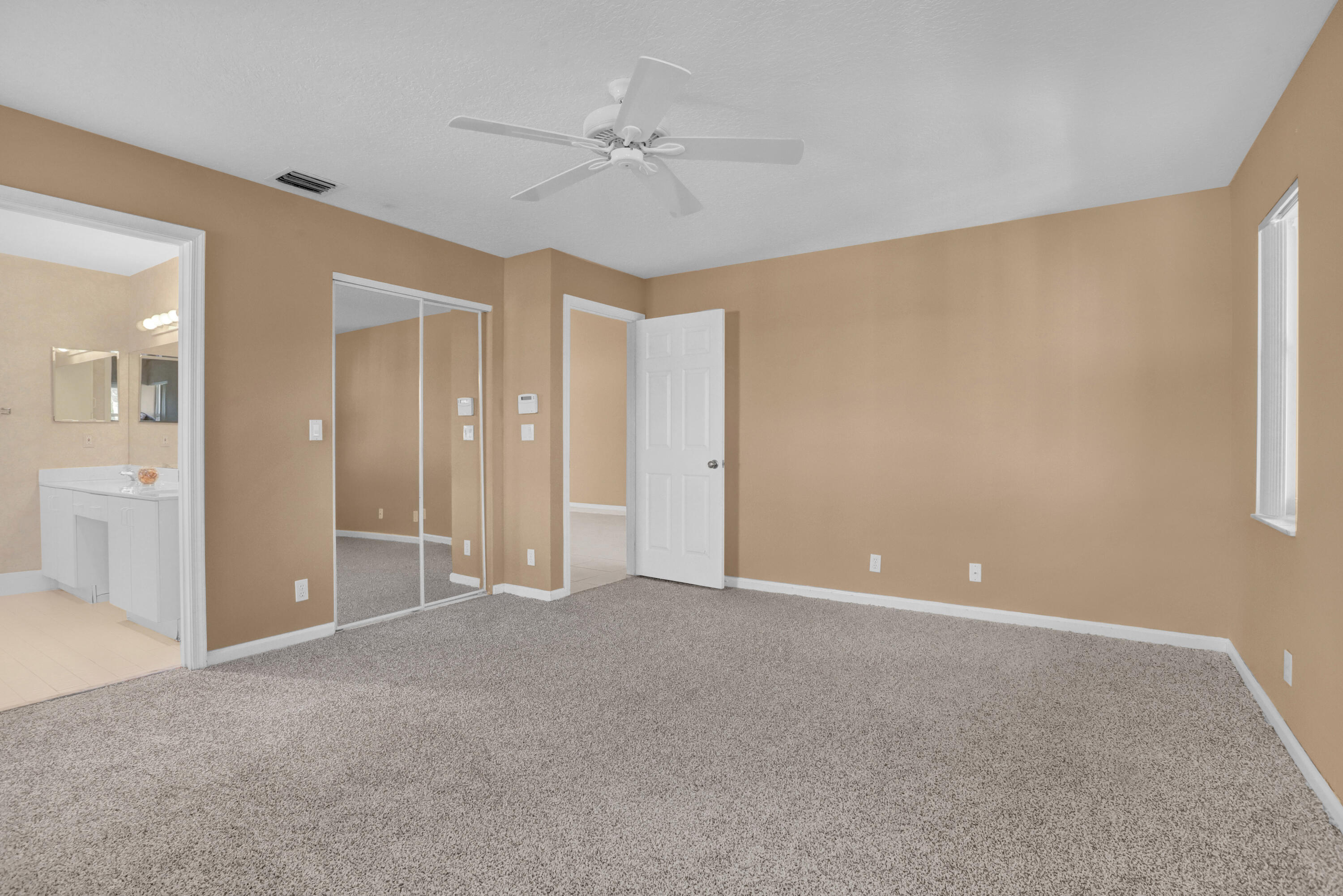 5667 Royal Lake Circle