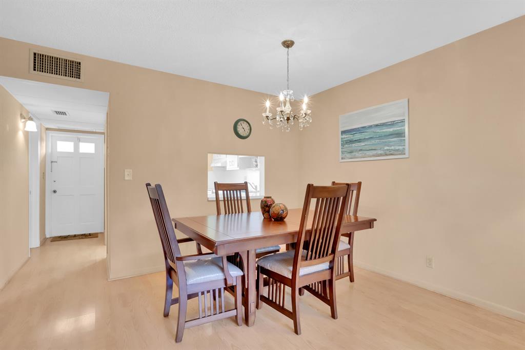 400 NE 20th Street Unit: D209