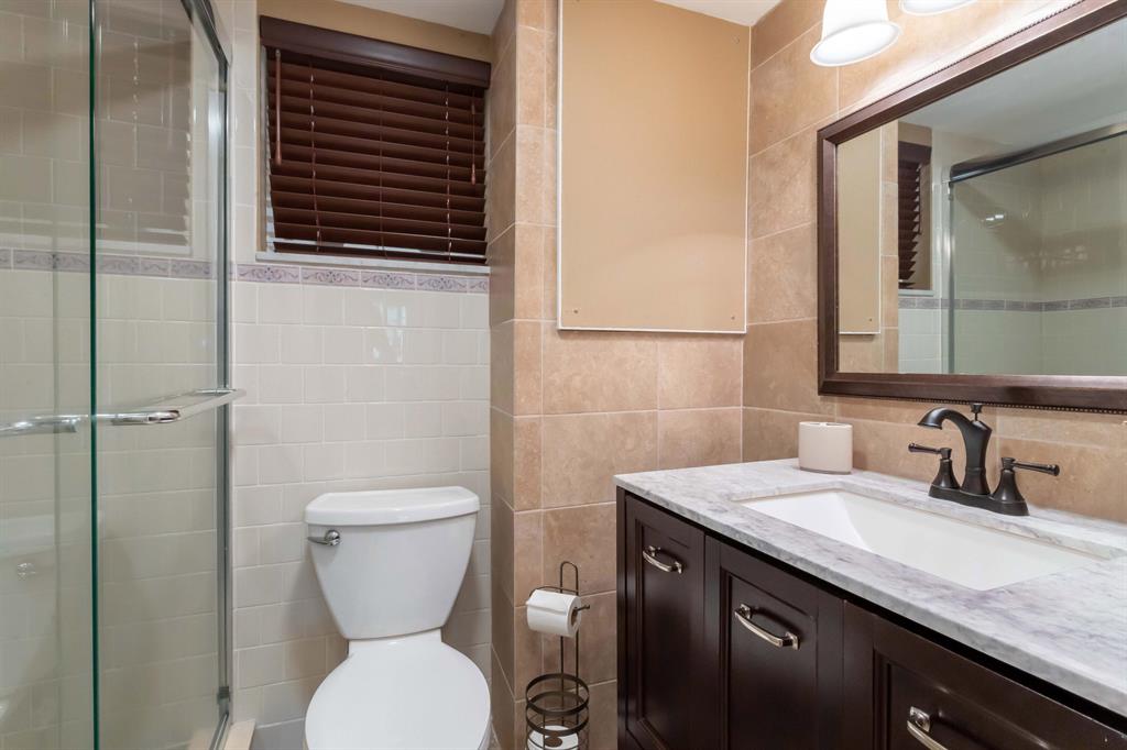 400 NE 20th Street Unit: D209