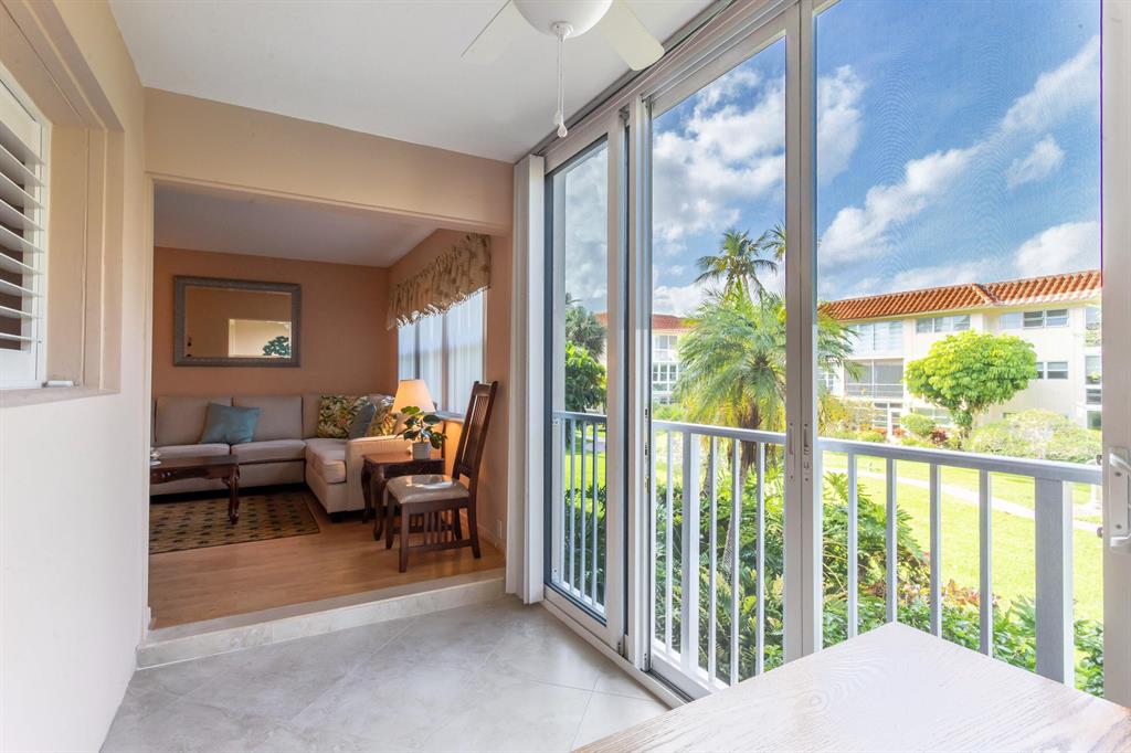 400 NE 20th Street Unit: D209