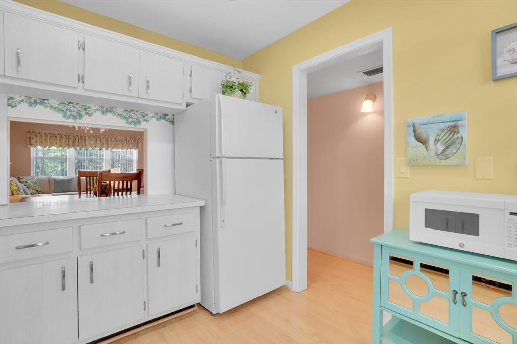 400 NE 20th Street Unit: D209