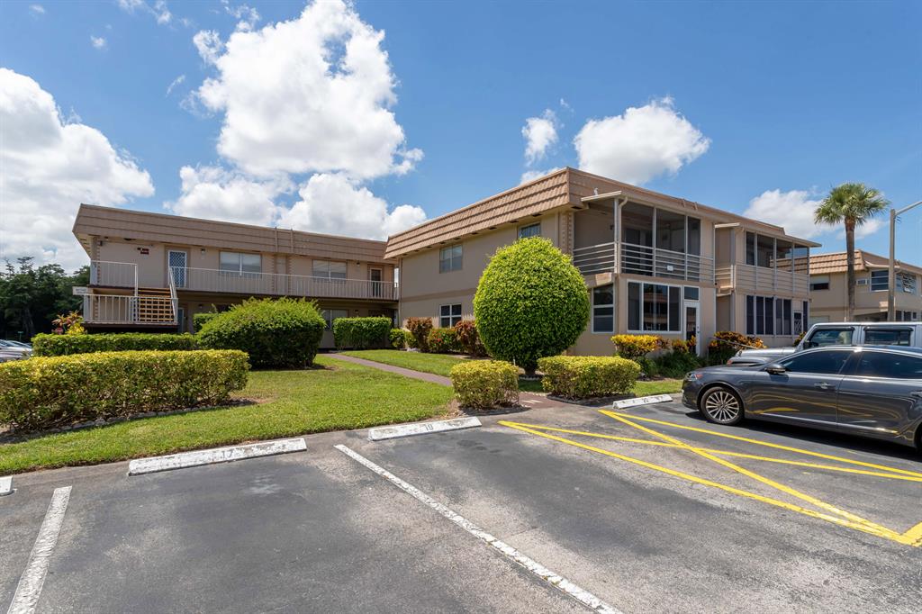 629 Brittany N Unit: 629