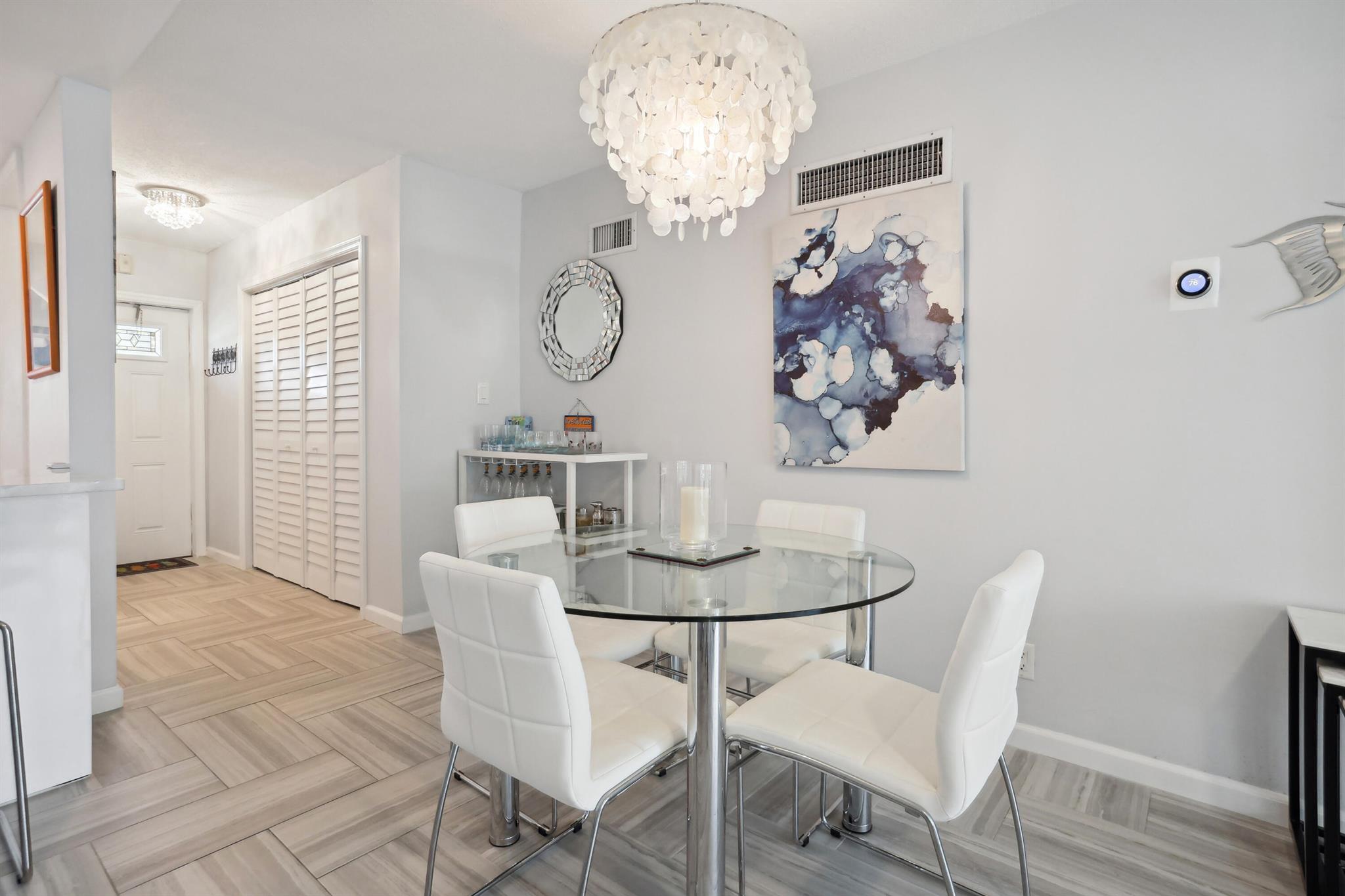 698 NE Spanish River Boulevard Unit: 24