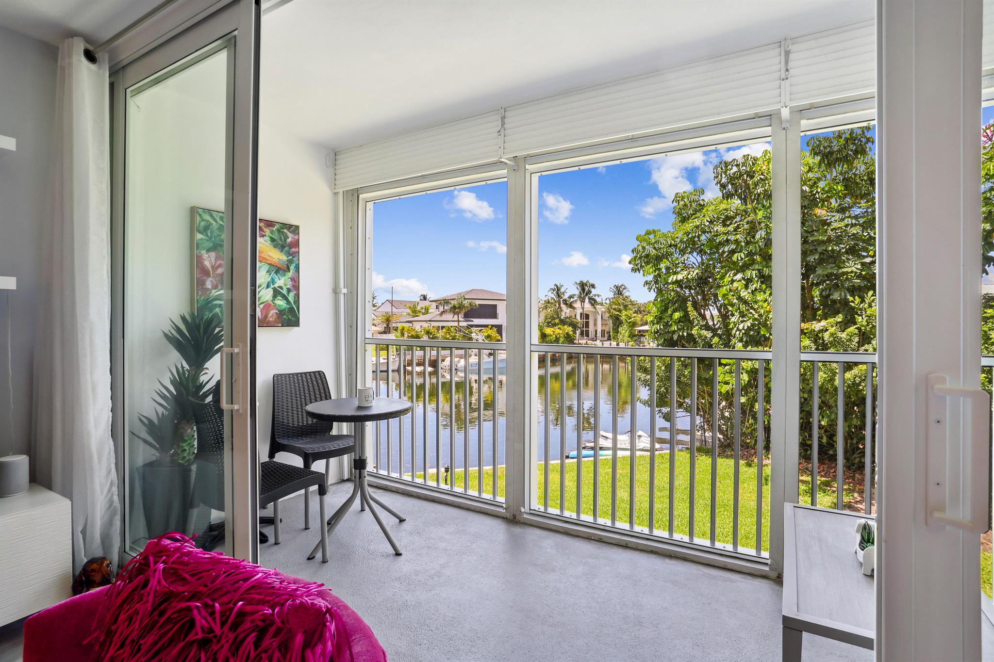 698 NE Spanish River Boulevard Unit: 24