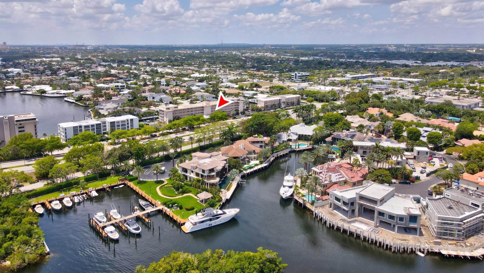 698 NE Spanish River Boulevard Unit: 24