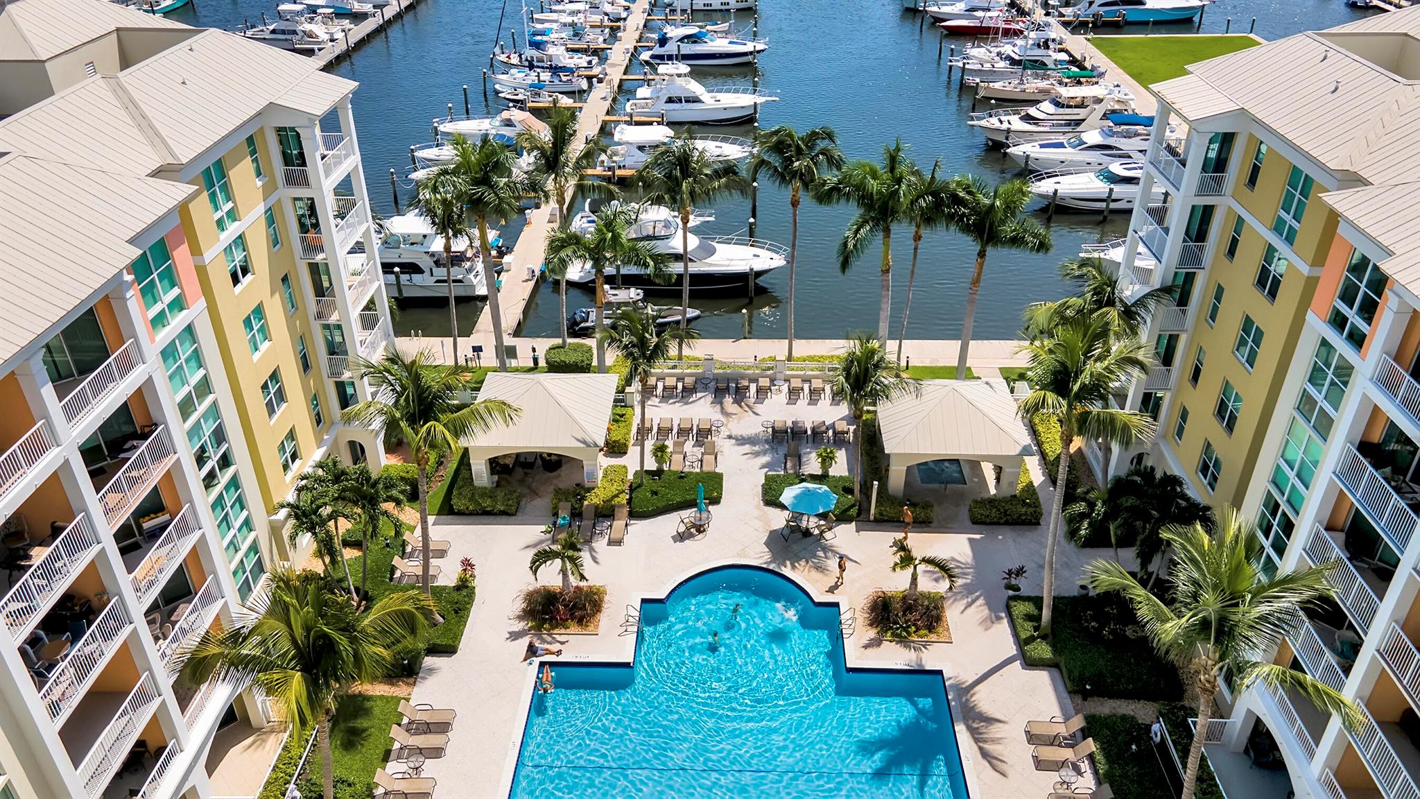 806 E Windward Way Unit: 217