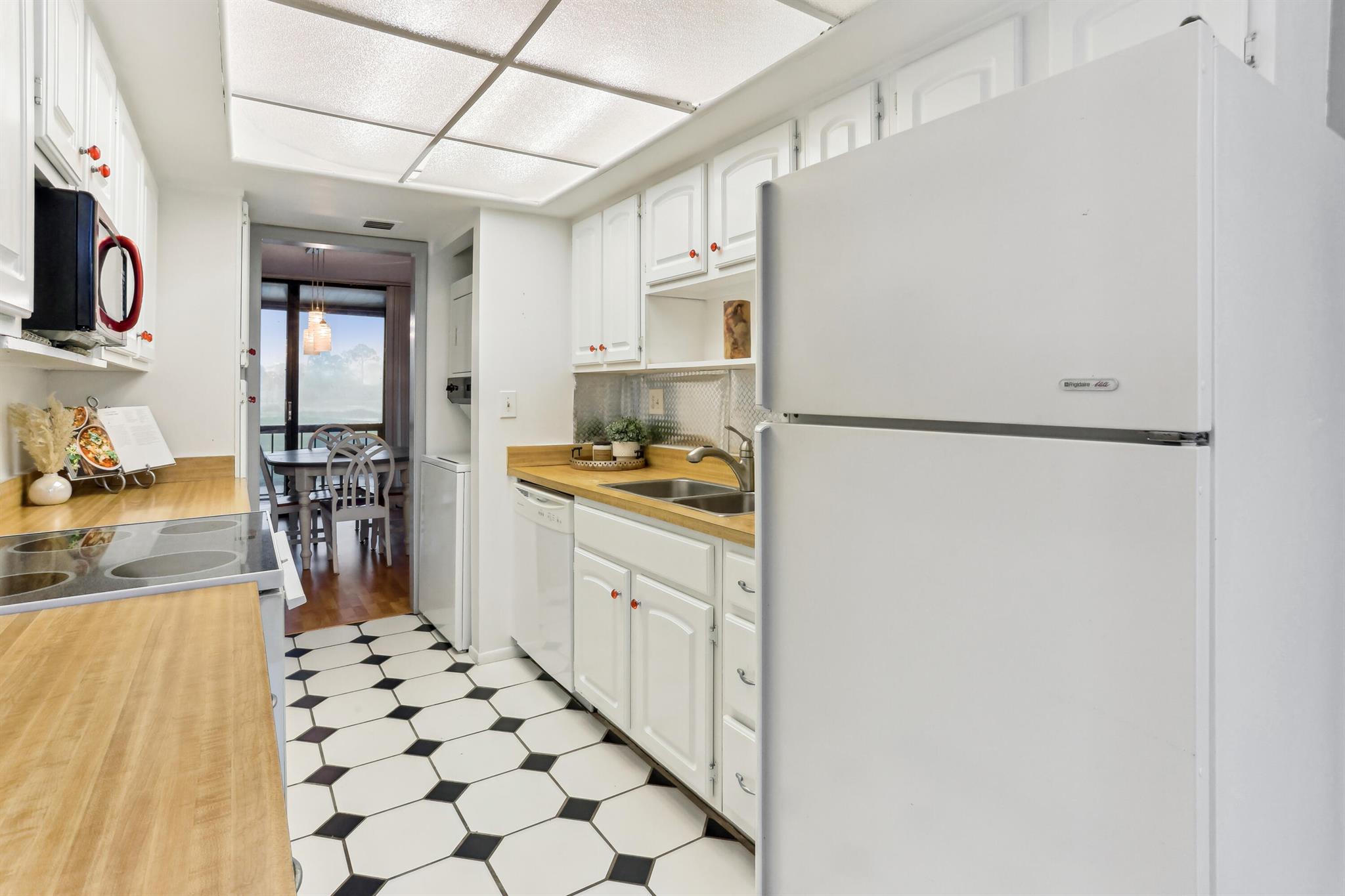 1308 Bridgewood Drive