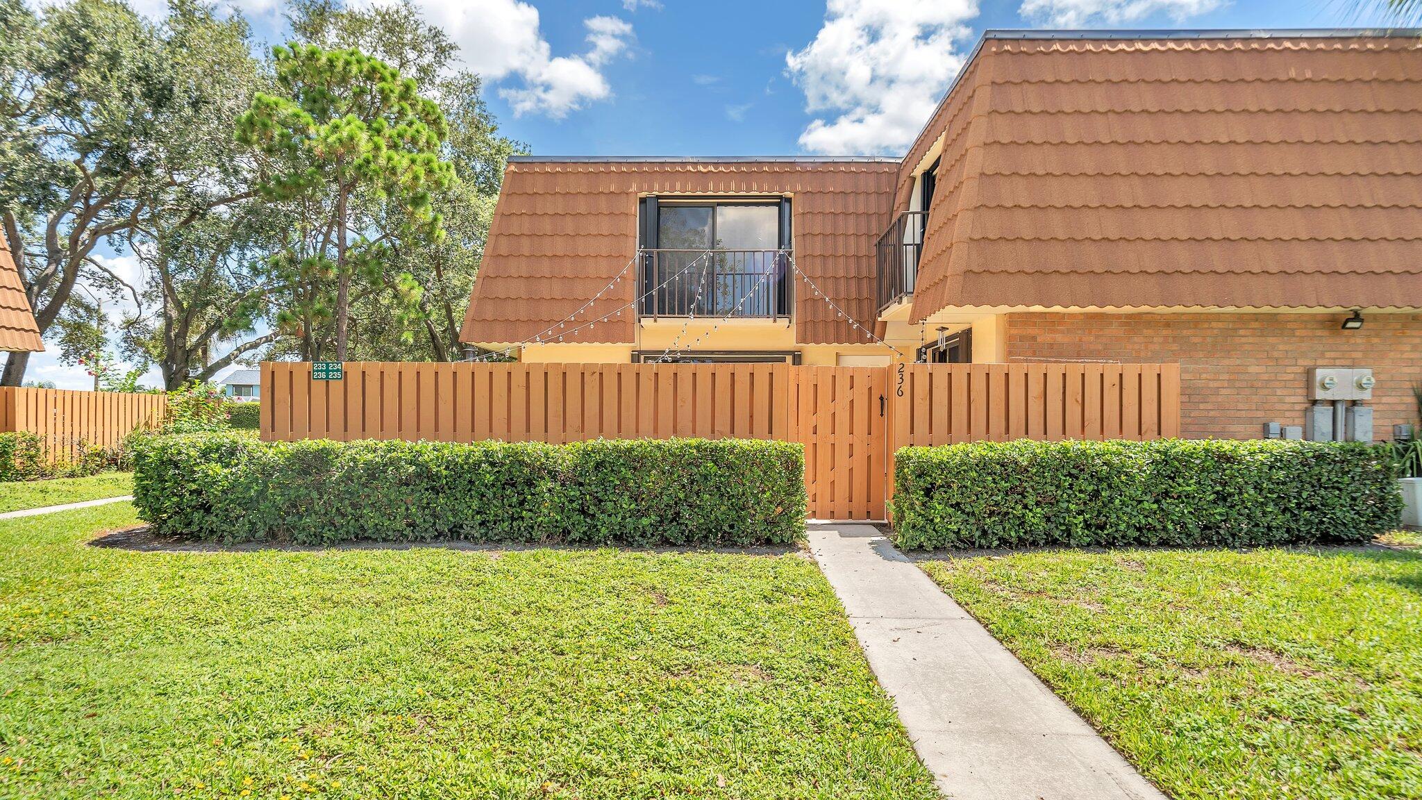 236 Charter Way