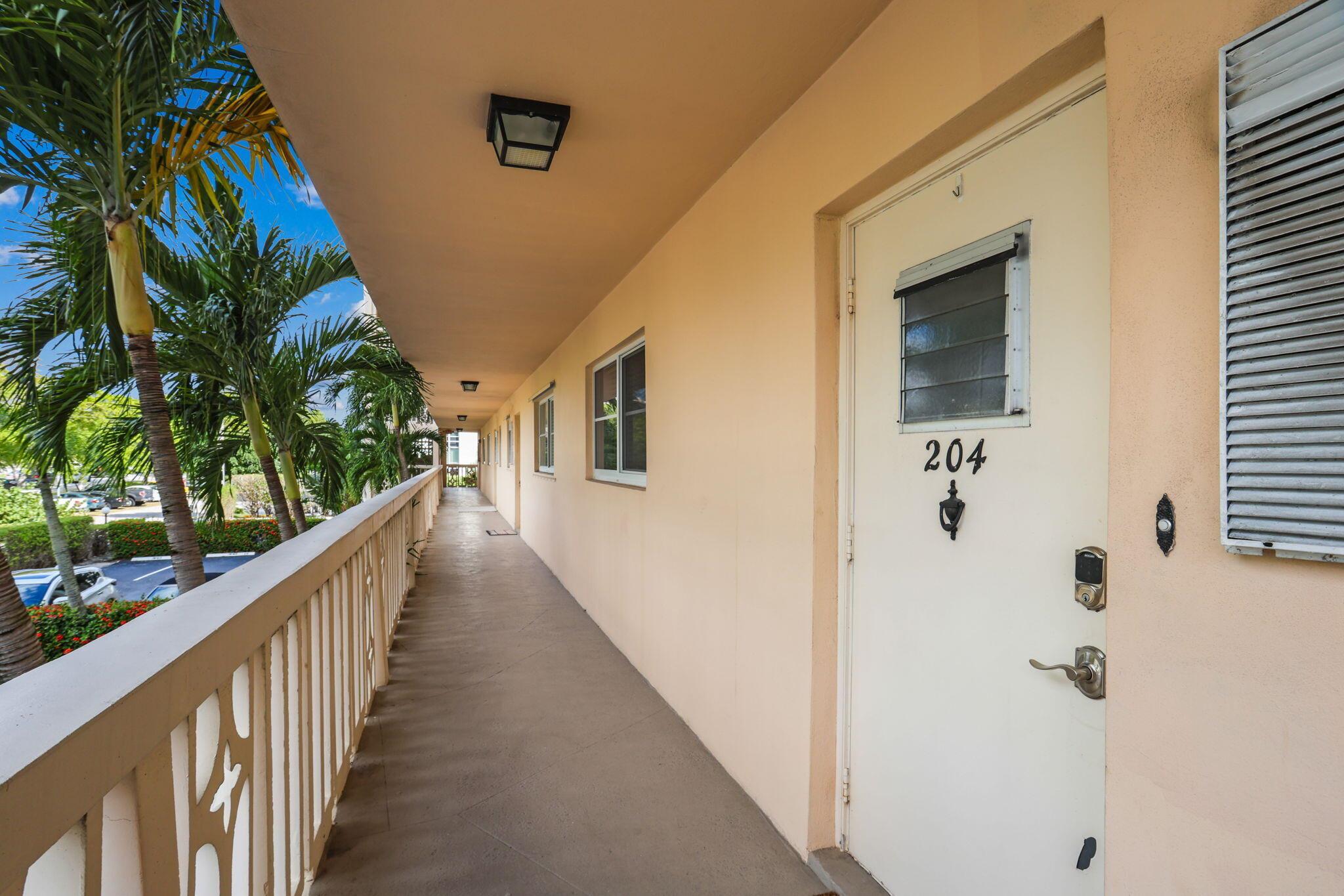 750 NE Spanish River Boulevard Unit: 2040