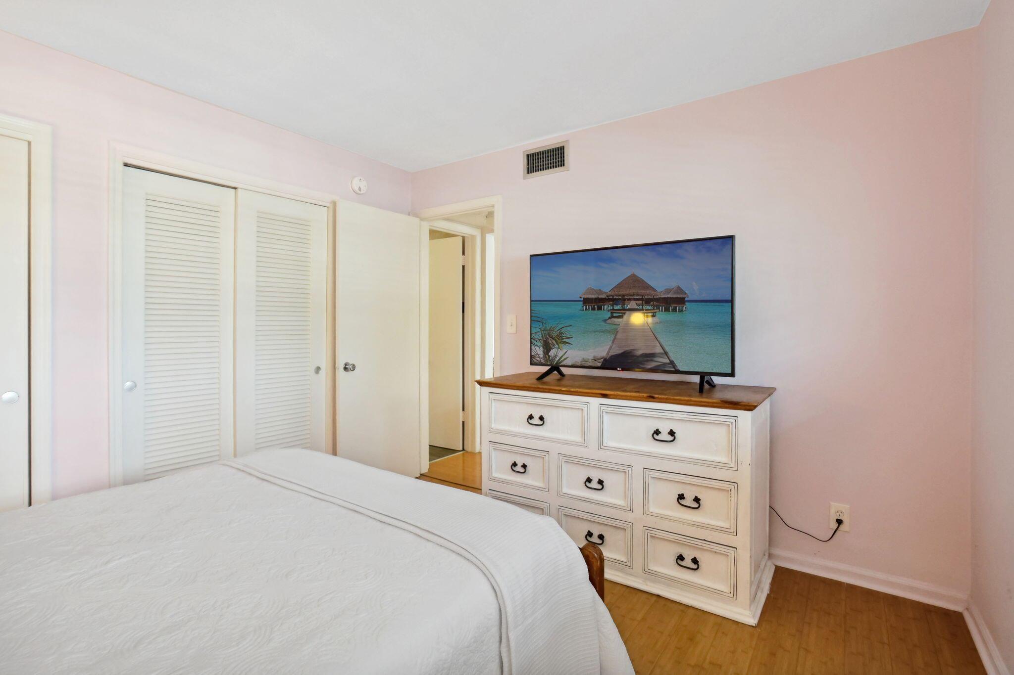 750 NE Spanish River Boulevard Unit: 2040