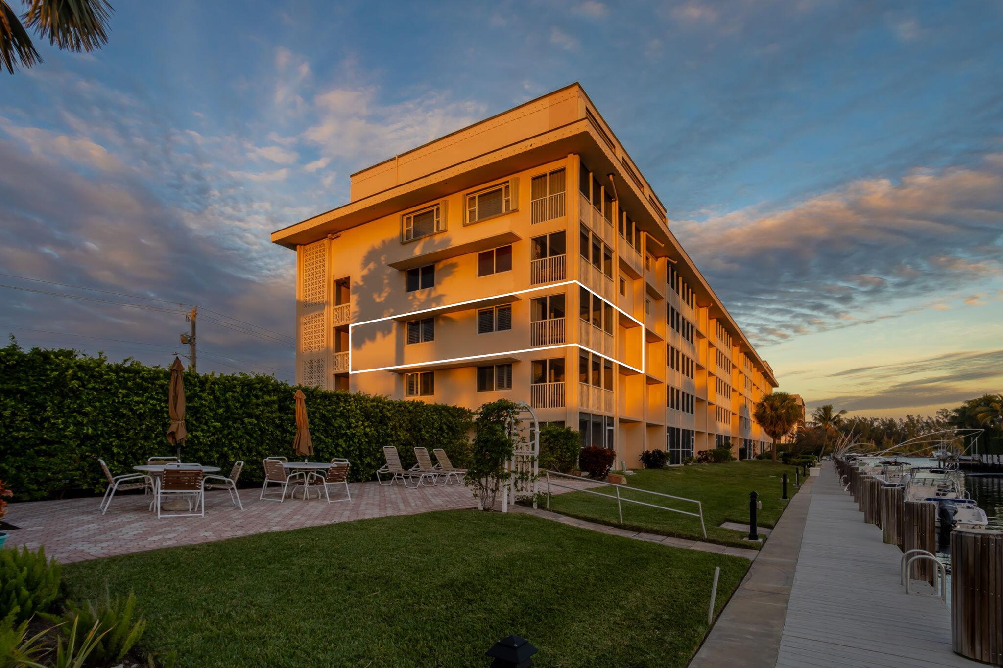 750 NE Spanish River Boulevard Unit: 310
