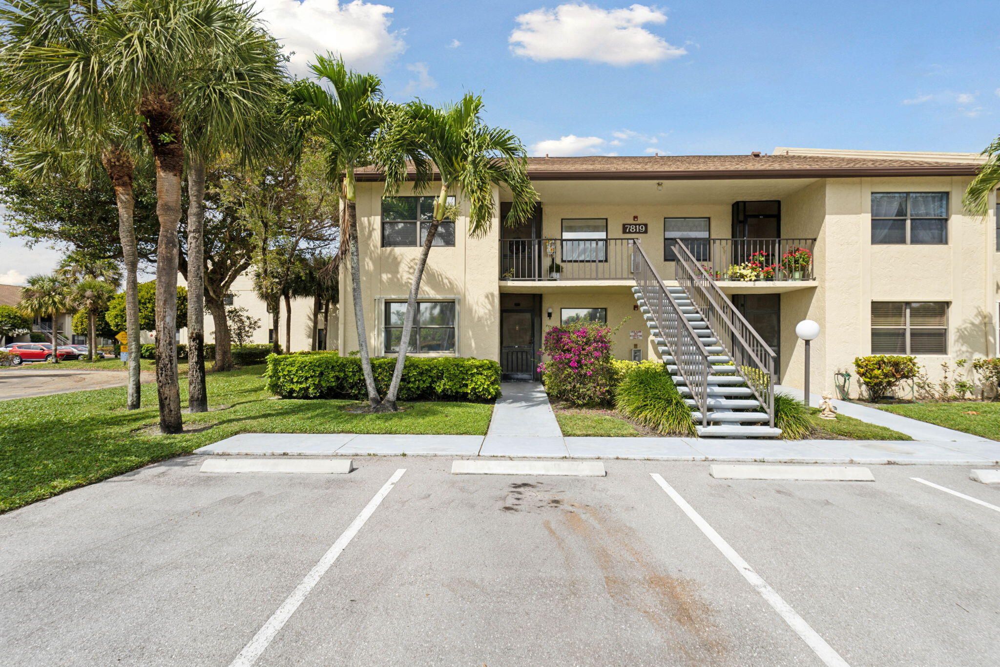 7819 Willow Spring Drive 411